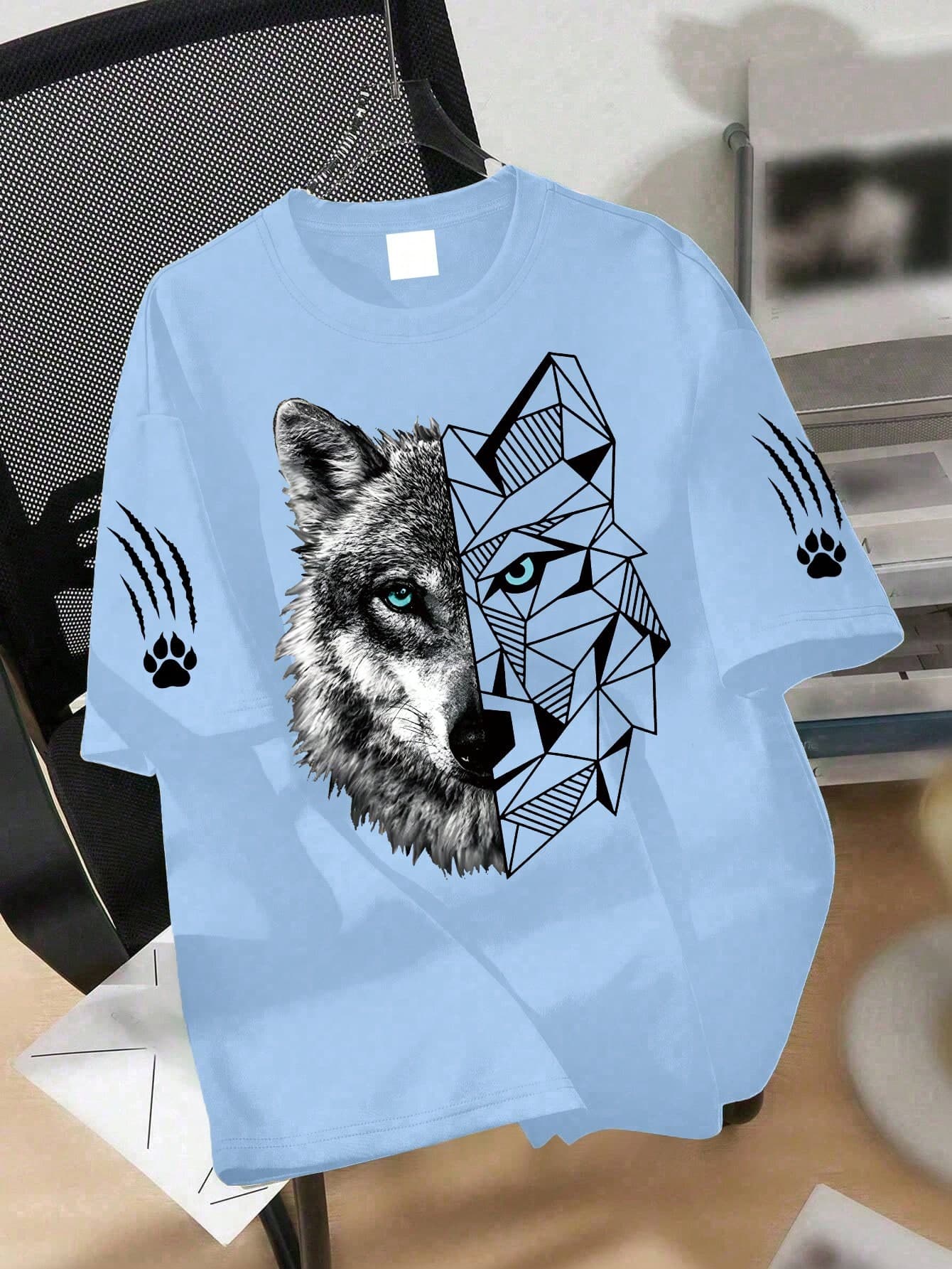 1pc Split Wolf Head Graphic T-Shirt For Teenage Boys, Claw Print Top, Suitable For School & Everyday Wear, Spring/Summer