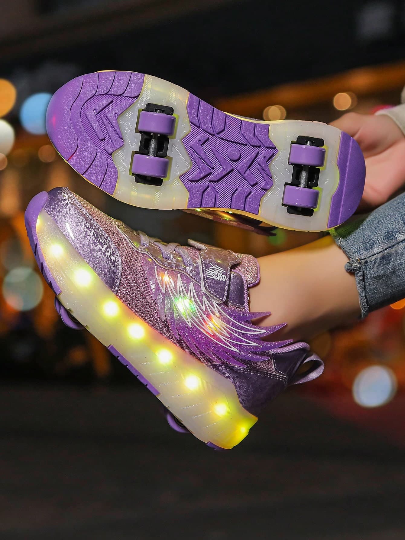 Fashionable Kids & Teens Cool LED Light-Up Roller Skate Shoes, Glow-In-The-Dark Dual-Use Walking & Skating Shoes, Comfortable Outdoor Sports Shoes For Boys & Girls, Street Style Roller Skates, Upgraded Stable Version, Lightweight Easy To Clean And Maintain, Low-Top Round Toe Board Style Suitable For Various Foot Types, Enhances Flexibility For Outdoor Sports, Detachable Dual-Use Light-Up Shoes, Suitable For All Seasons, Best Birthday Gift For Kids & Teens