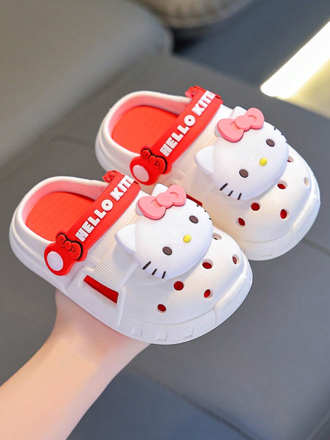 SANRIO 1 Pair Summer Kids Closed Toe Sandals, Girls Non-Slip Breathable Outdoor Slippers, Toddler/Little Kid Beach Shoes
