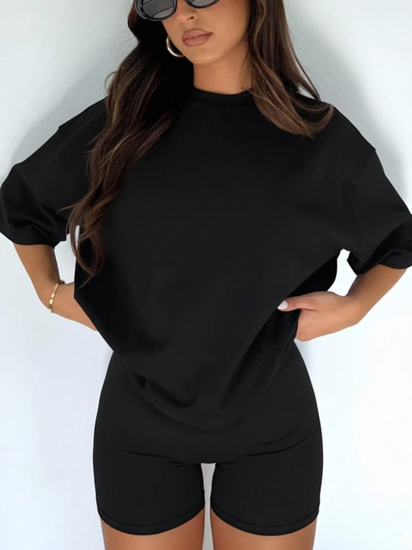 2pcs Women's Outfit. Two Pieces Fitness Set. Round Neck T-Shirt And Tight Shorts, Suitable For Outdoor Activities, Sports, Travel, City Walking Etc., Comfortable And Versatile. Women's T-Shirt And Shorts Set, 2pcs Women's Set. Women's Loose Top, Women's Tight Shorts, Yoga And Fitness Clothing. Women's Sportswear Set.