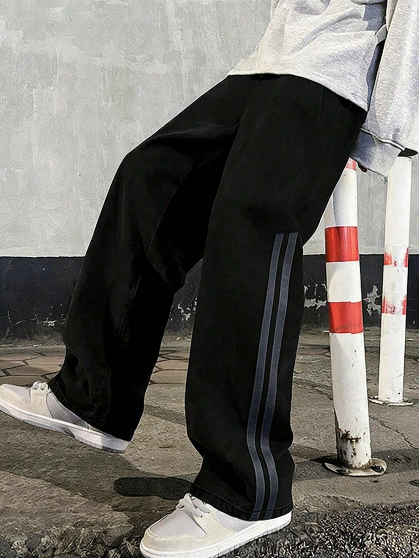 1pc Boys Teen Comfortable Sports Side Stripe Versatile Loose Casual Long Pants