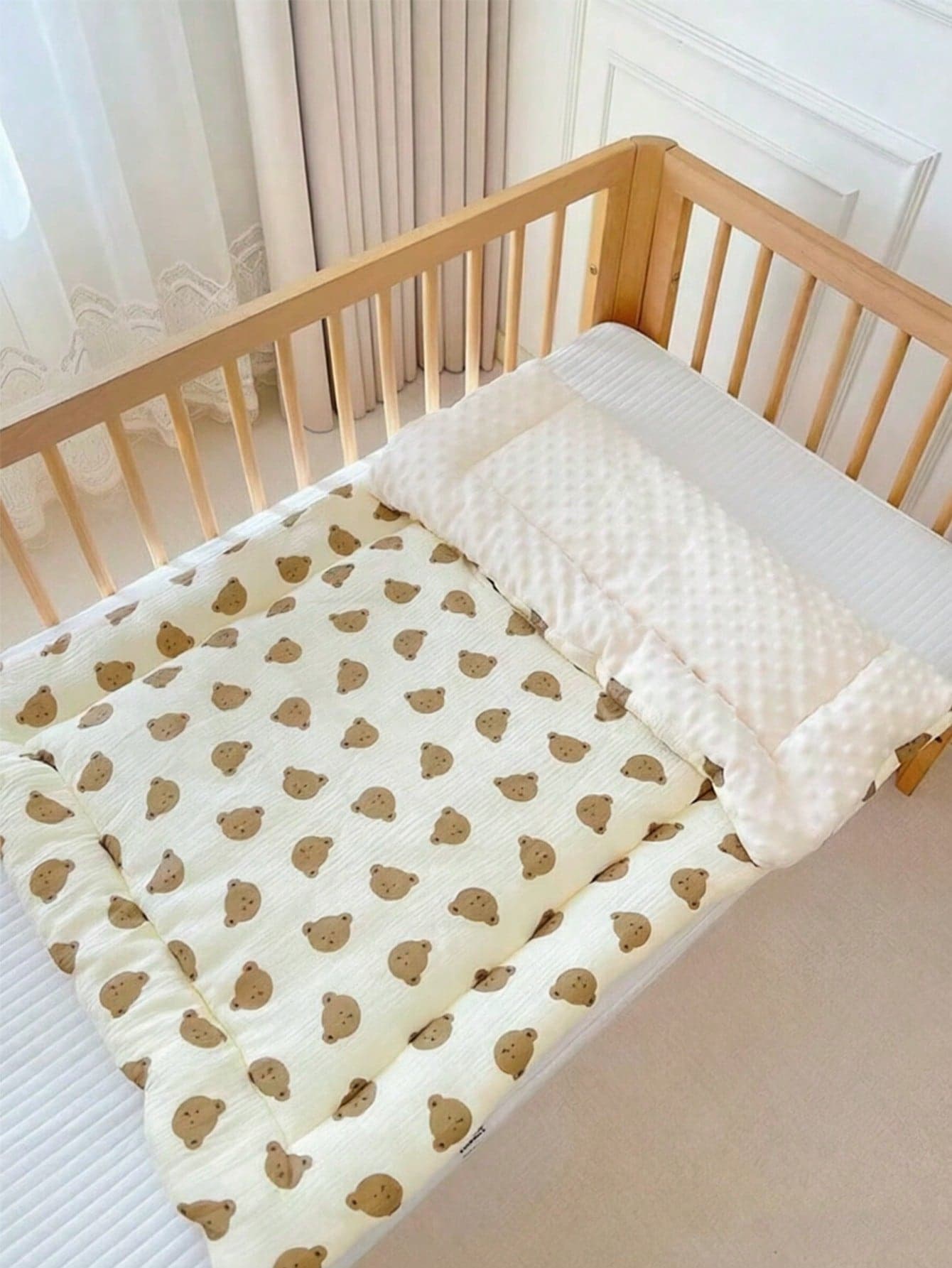 1pc Baby Crepe Cotton Mattress Pad, Soft Puff Fleece Cushion, Warm Nursery Bedding Pad, Cartoon Children's Mattress Topper, Reversible & Washable
