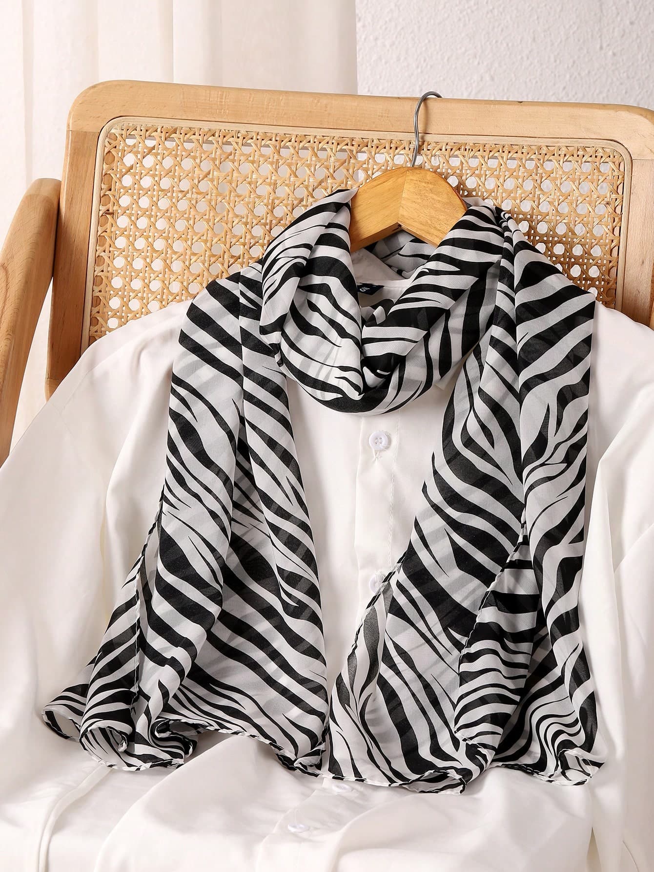 1pc Women's Lightweight, Soft Chiffon Zebra Print Scarf, Elegant Bohemian Style, Versatile For Daily, Casual, Travel, And Holiday Gift,Beach