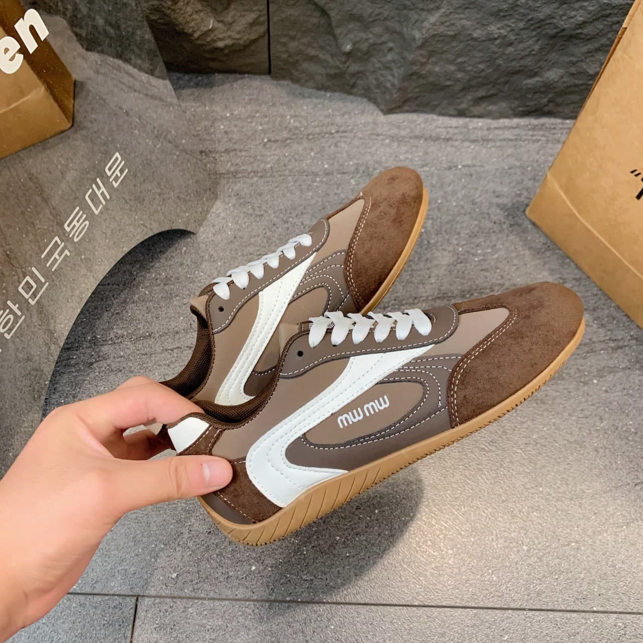 Women's Multifunctional Fashion Casual Shoes, Flat Non-Slip Lace-Up Round Toe Rubber Sole Casual Sneakers, Black & Khaki Color Block, Daily Wear, Comfortable Casual Shoes, Size 36-41,