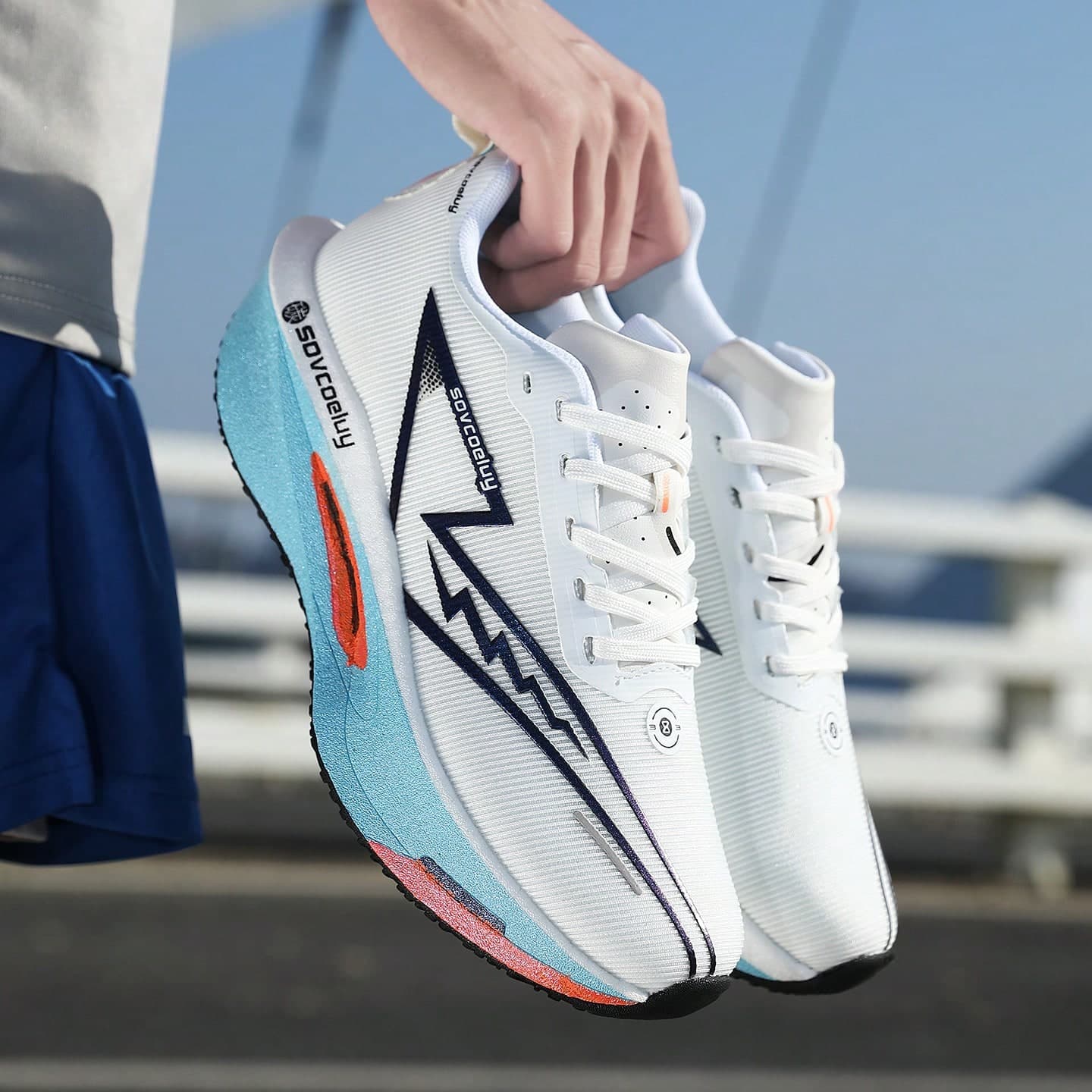 2026 New High-Quality Unisex Lightweight Casual Sports Shoes, Women's Soft-Sole Shock-Absorbing Running Shoes, Bicolor Lace-Up Front, Mesh Upper, Thick Sole, Popcorn Outsole, Carbon Plate, Multi-Color Design, Suitable For Couples, Daily Wear, Festivals, Marathons
