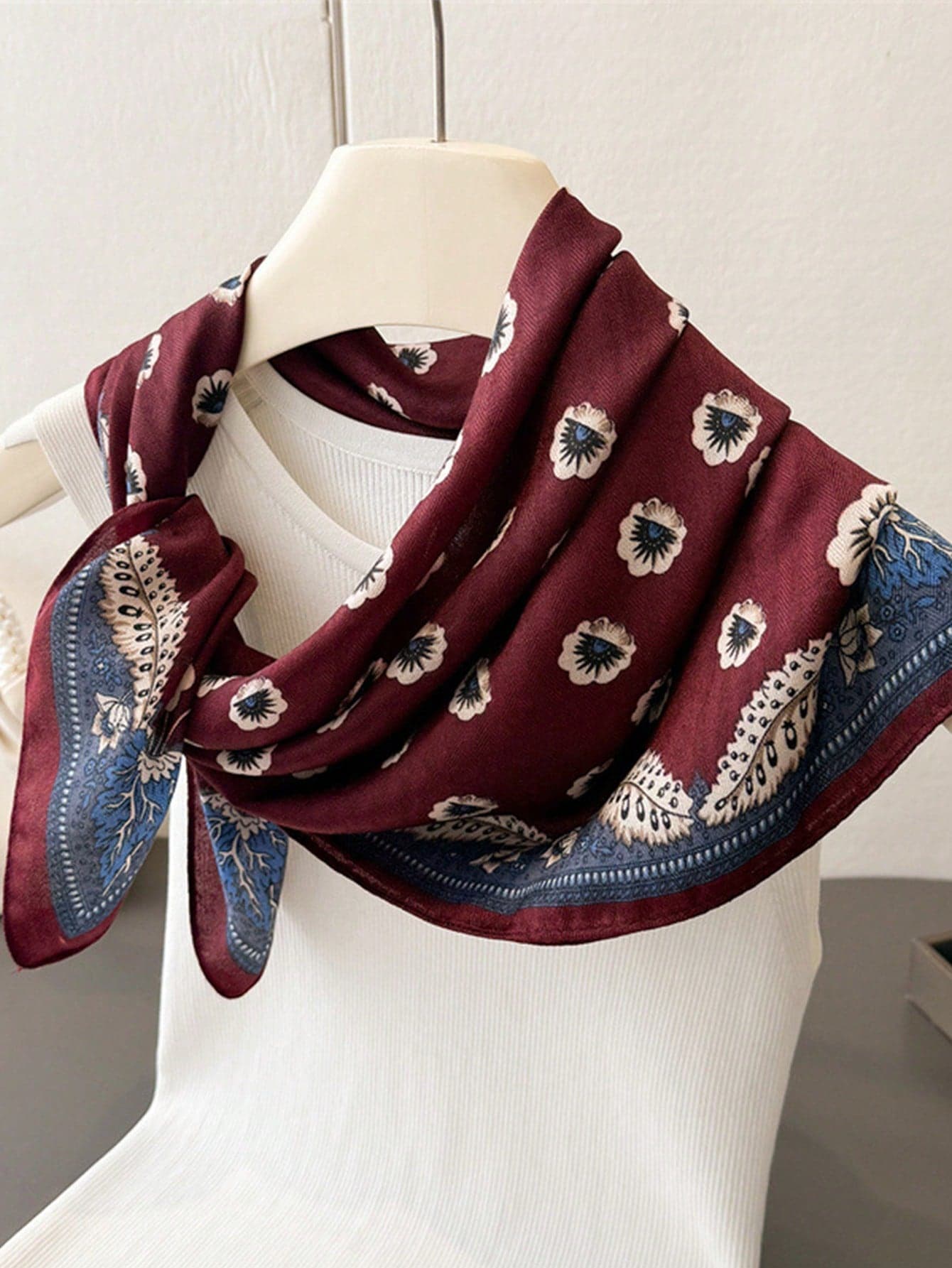 1pc Basque Diamond Pattern Velvet-Feel Linen Scarf, Beach Shawl Headscarf, Fashionable Travel Accessory,Holiday
