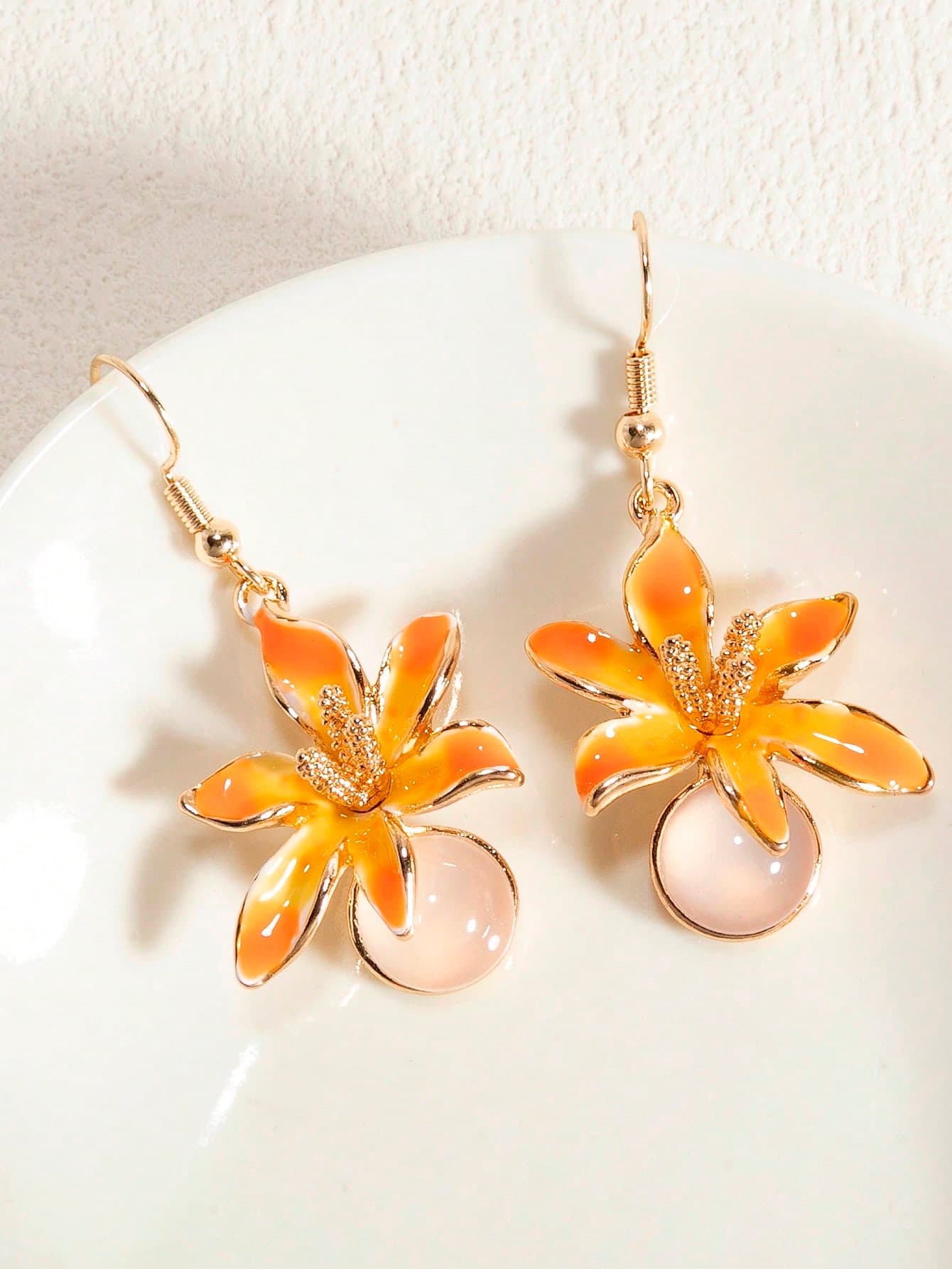 1 Pair Fashion Elegant Luxury Sweet Minimalist Versatile Enamel Four-Petal Flower, Five-Leaf Clover, Six-Petal Daisy Floral Earrings In Pink, White, Magenta, Orange, Purple, Red, Green, Suitable For Spring/Summer Daily Wear And Vacation