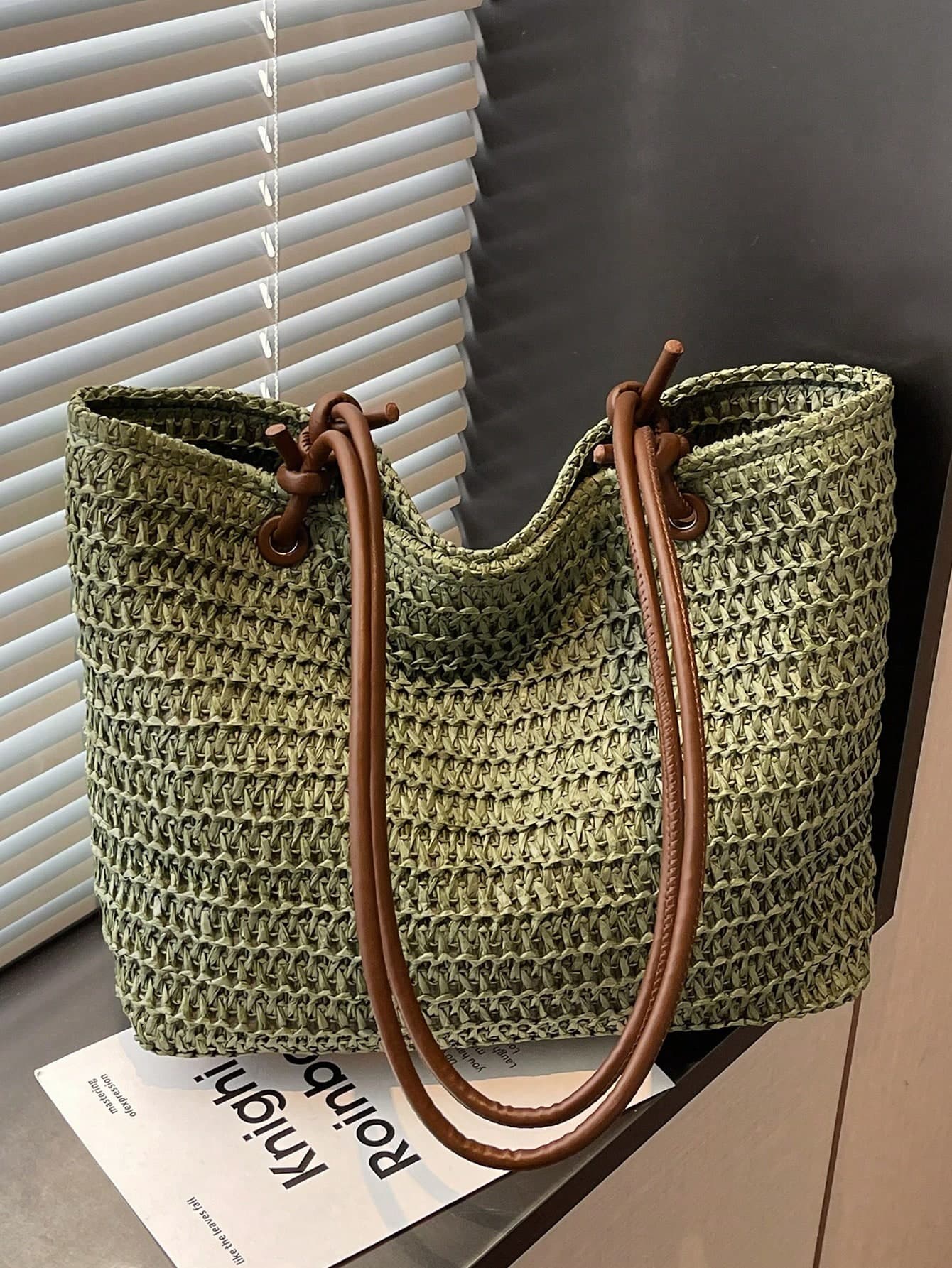 1pc Minimalist Large Capacity Rainbow Shoulder Tote Bag, Suitable For Outing, Travel, Beach, New Arrival