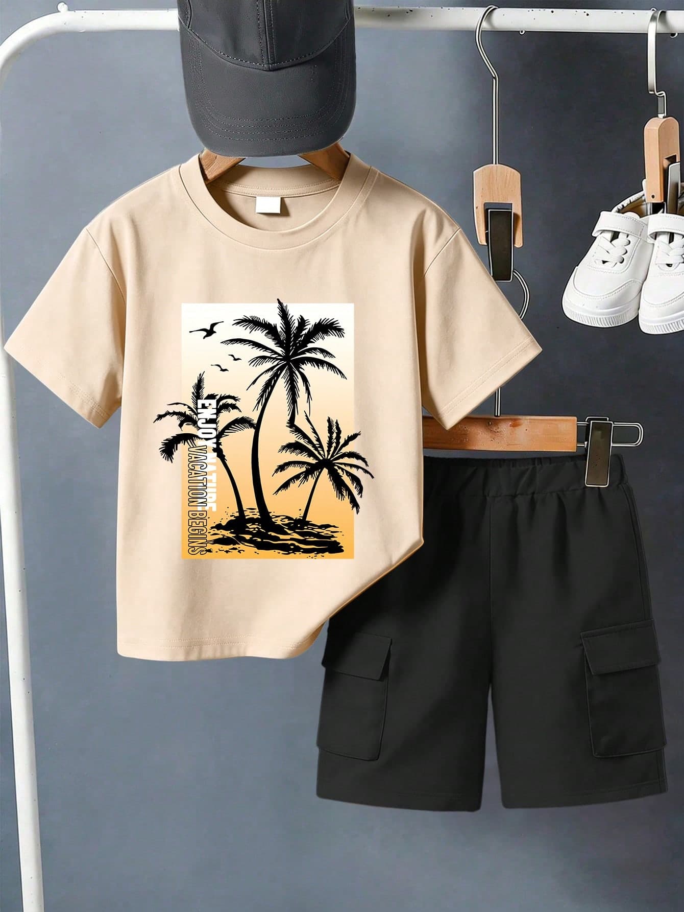 2pcs/Set Teenage Boys' Casual Coconut Tree & Letter Print Round Neck Short Sleeve T-Shirt + Khaki Pants Summer New Outfit