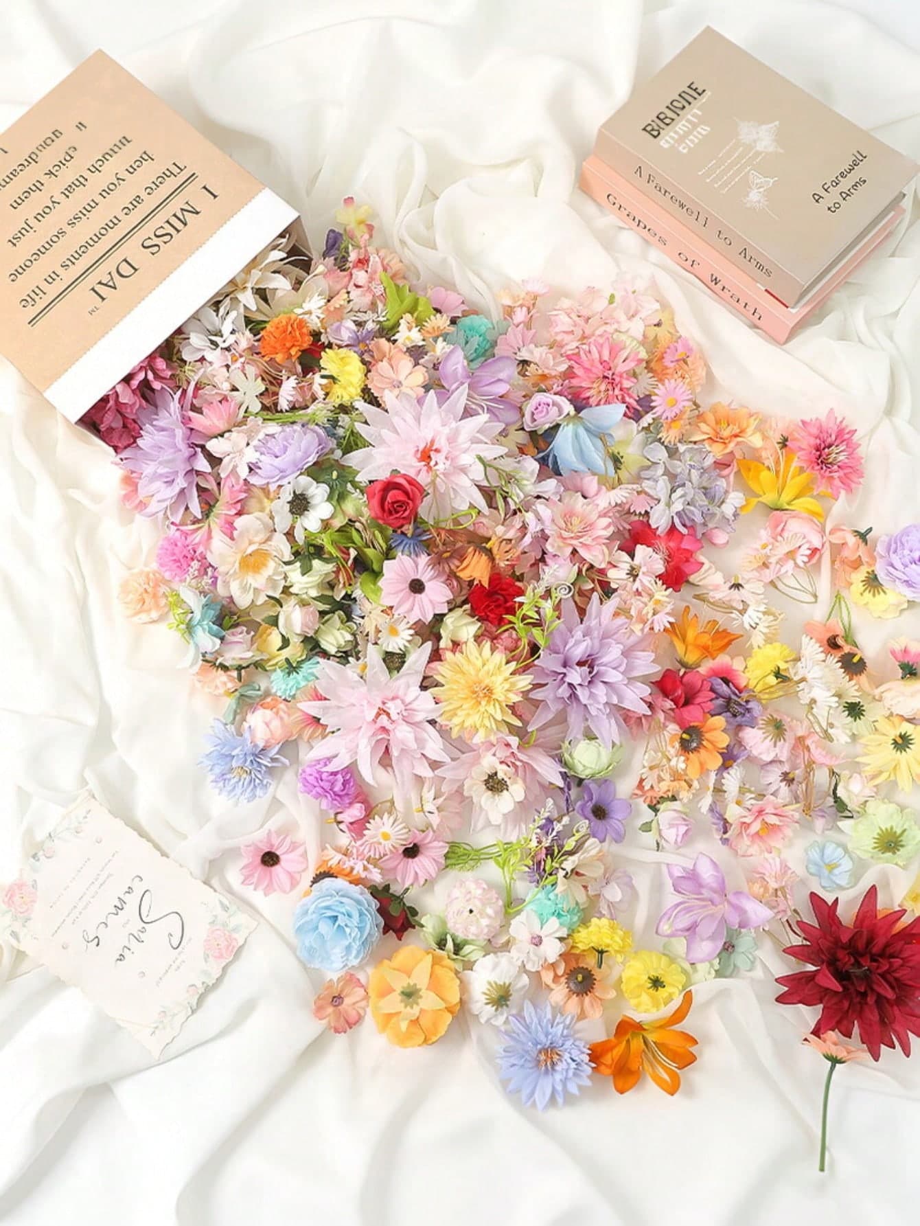 20/52/104pcs Artificial Spring/Summer Mixed Faux Flower Heads, Assorted Faux Flower Head Set, Suitable For Wedding Floral Arrangements, Bridal Bouquet Decoration, Tabletop Decor, Scene Decoration, As Well As DIY Hair Accessories, Bags, Bracelets And Hat Decoration. Can Be Used Directly Or Paired With Main Wedding Floral Arrangements, Tabletop Decor, Indoor And Outdoor Floral Arrangements, Suitable For All Seasons.