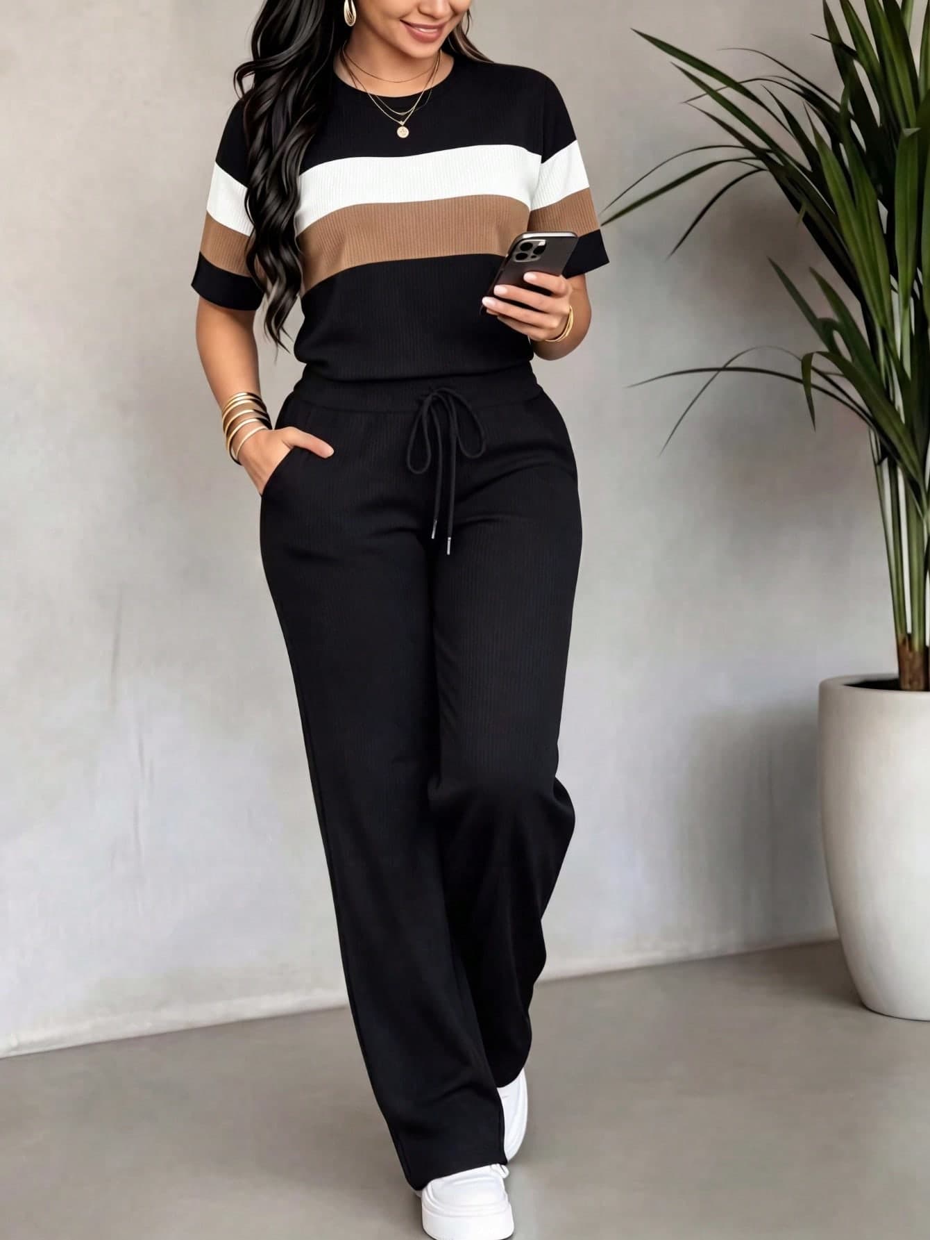 Women's 2-Piece Casual Outfit For Spring/Summer, Featuring Contrast Color Short Sleeve Top And Cinched Waist Solid Color Pants. Flattering, Comfortable Fit Suitable For Daily, Street, Sports, Airport Wear Black