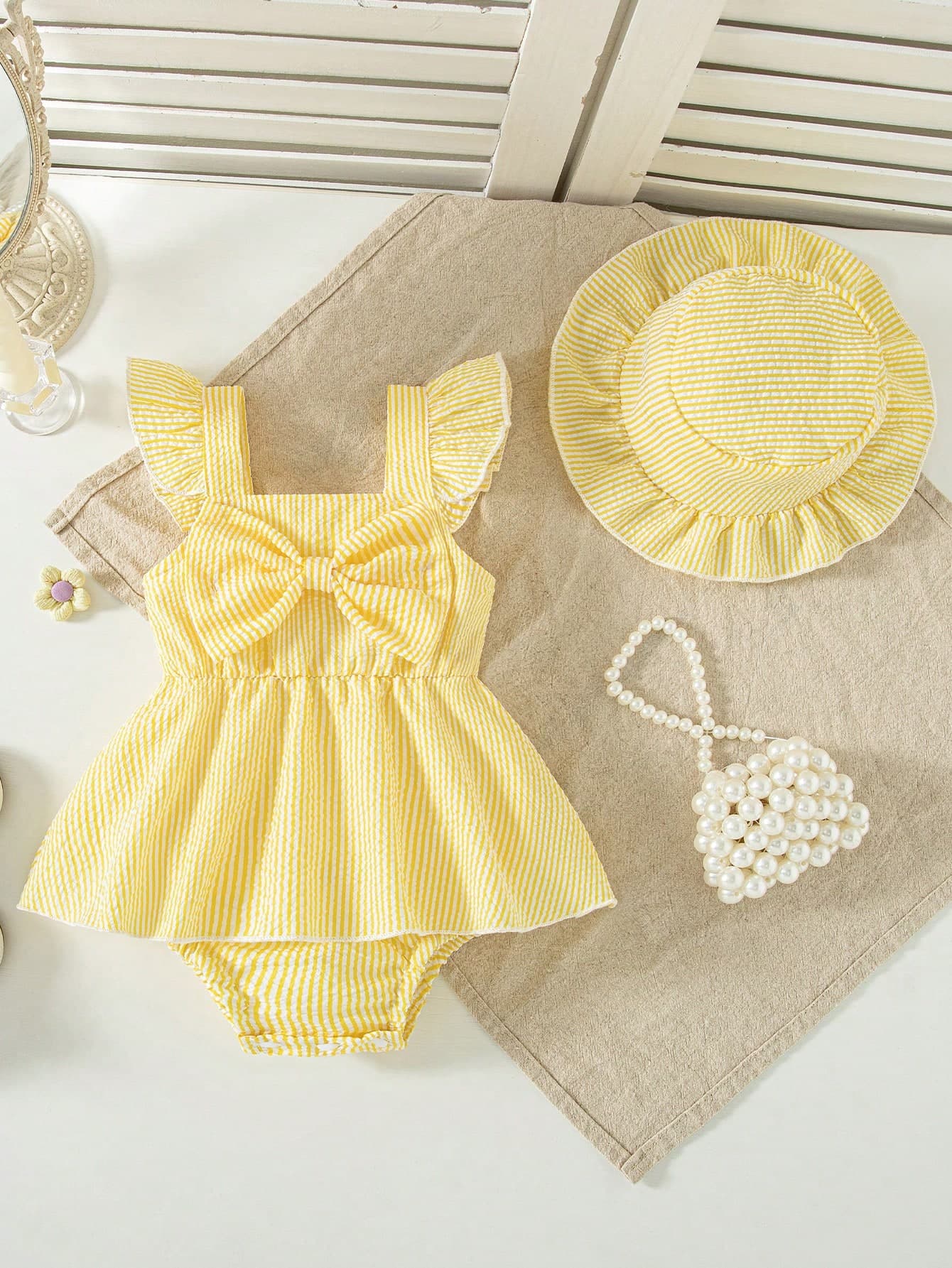 Summer Baby Girls' Striped Romper With Big Bow Decor, Cap Sleeve Bib Overall, Versatile Outfits For Infants, Comes With Sun Hat, Newborn Summer Clothing Gift