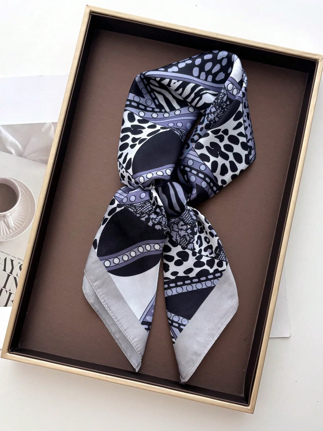 1pc Fashion New Style Small Square Scarf, Women's Silk Scarf Decorative Neckerchief, Professional Neck Wrap Shawl