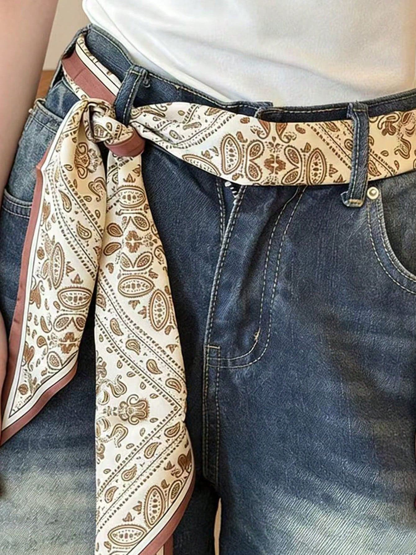 1pc Retro Cashew Flower Print Scarf Sash, Versatile Long Neckerchief/Waist Belt/Bag Decor Accessory, Vintage Bohemian Style Decorative Square Scarf For Women, Boho Chic