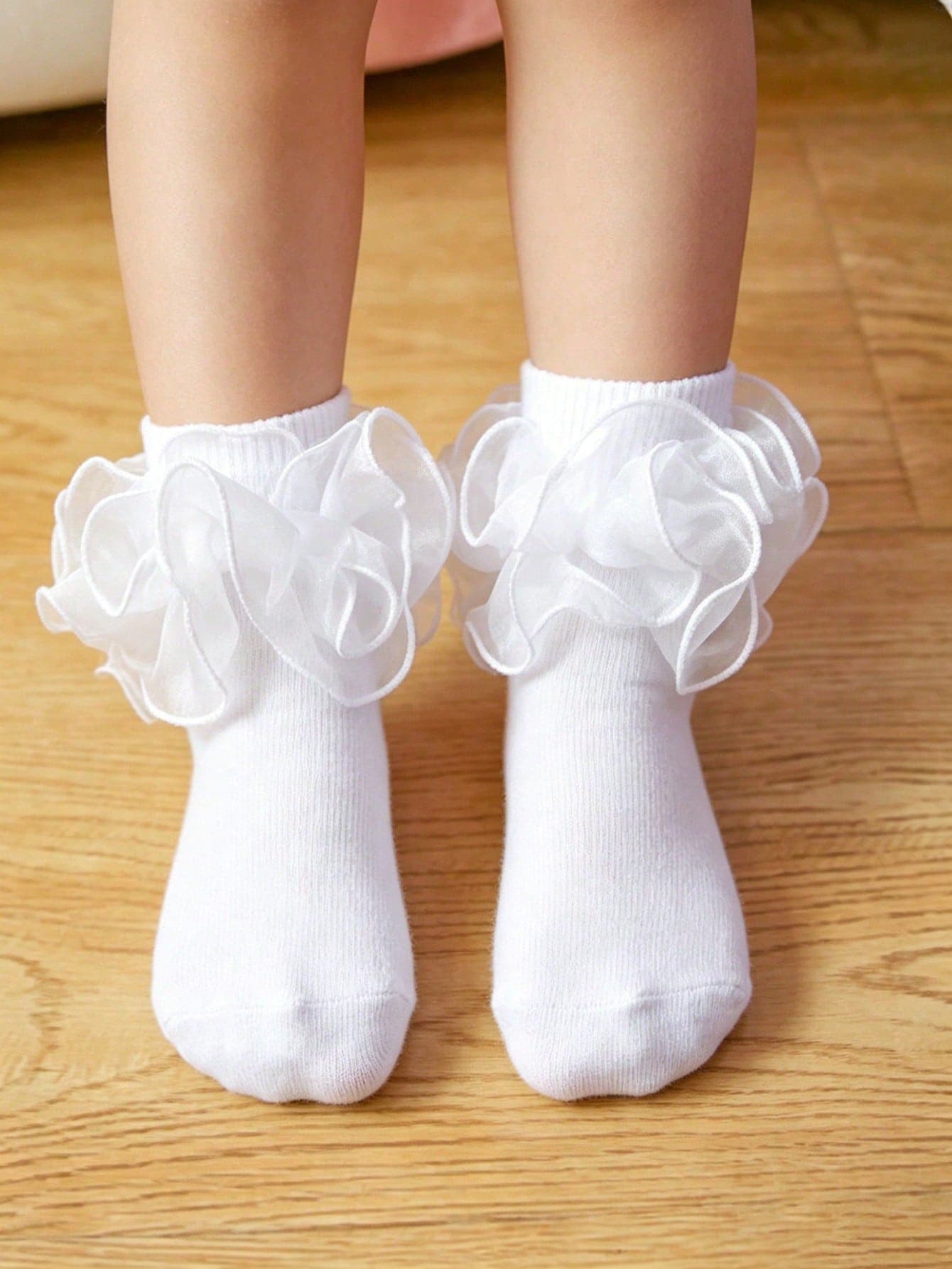 1 Pair Girls Solid Color Ruffle Trim Cute Casual Ankle Socks