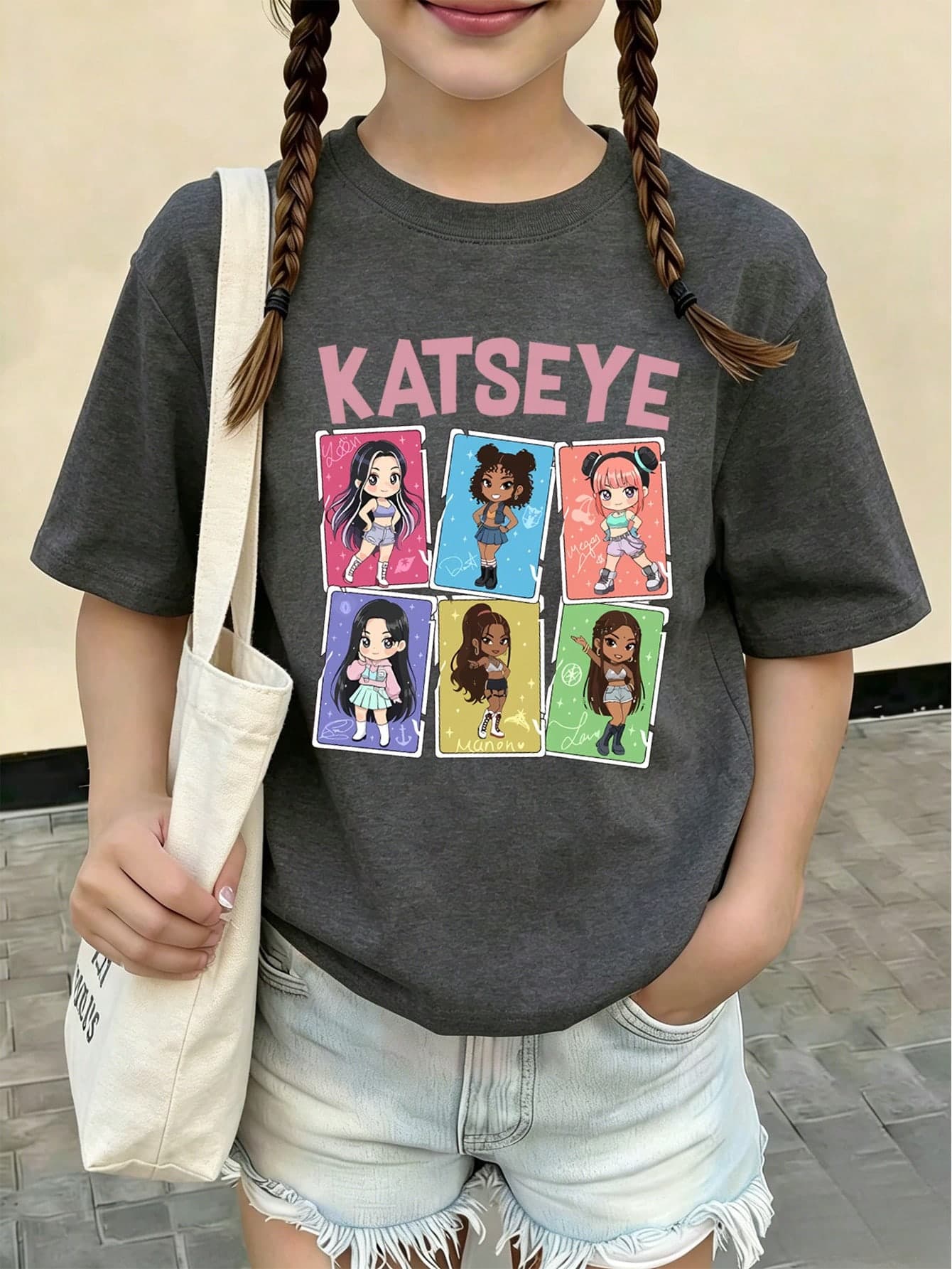 American Style Teen Girl Loose Gray T-Shirt, Cute 6 Cartoon Character Plaid Chest Print Campus Street Style Girls Outfit