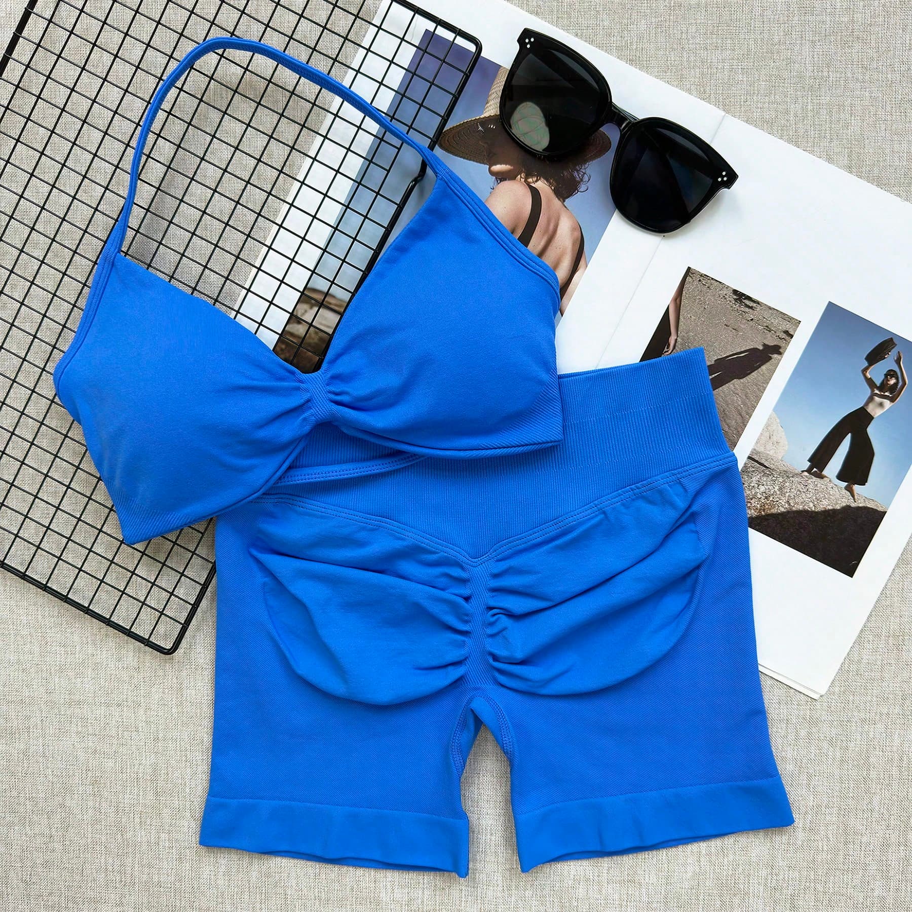 2pcs Women's Seamless Spaghetti Strap Yoga Bra + High Waist Ruched Sports Shorts Fitness Set Yoga Workout Outfit