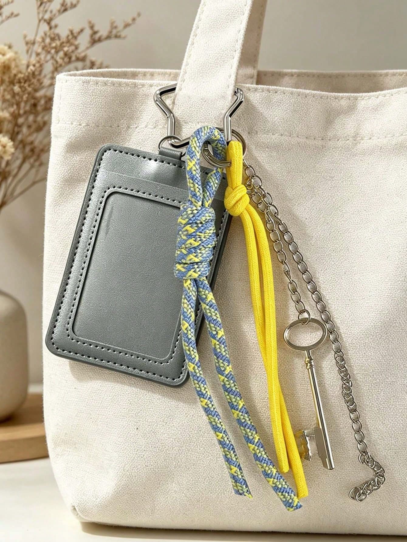 Cute Star Keychain Card Holder - With Braided Rope And Star Charm | Fashion Y2K Style Keychain Card Sleeve | Multi-Functional ID Holder | PU Leather ID Clip | DIY Keychain Bag Charm | Suitable For: Office, Campus, Daily Commute, Gift And Bag Decoration | Unique Birthday Gift, Holiday Gift, Party Favor, Back To School Gift