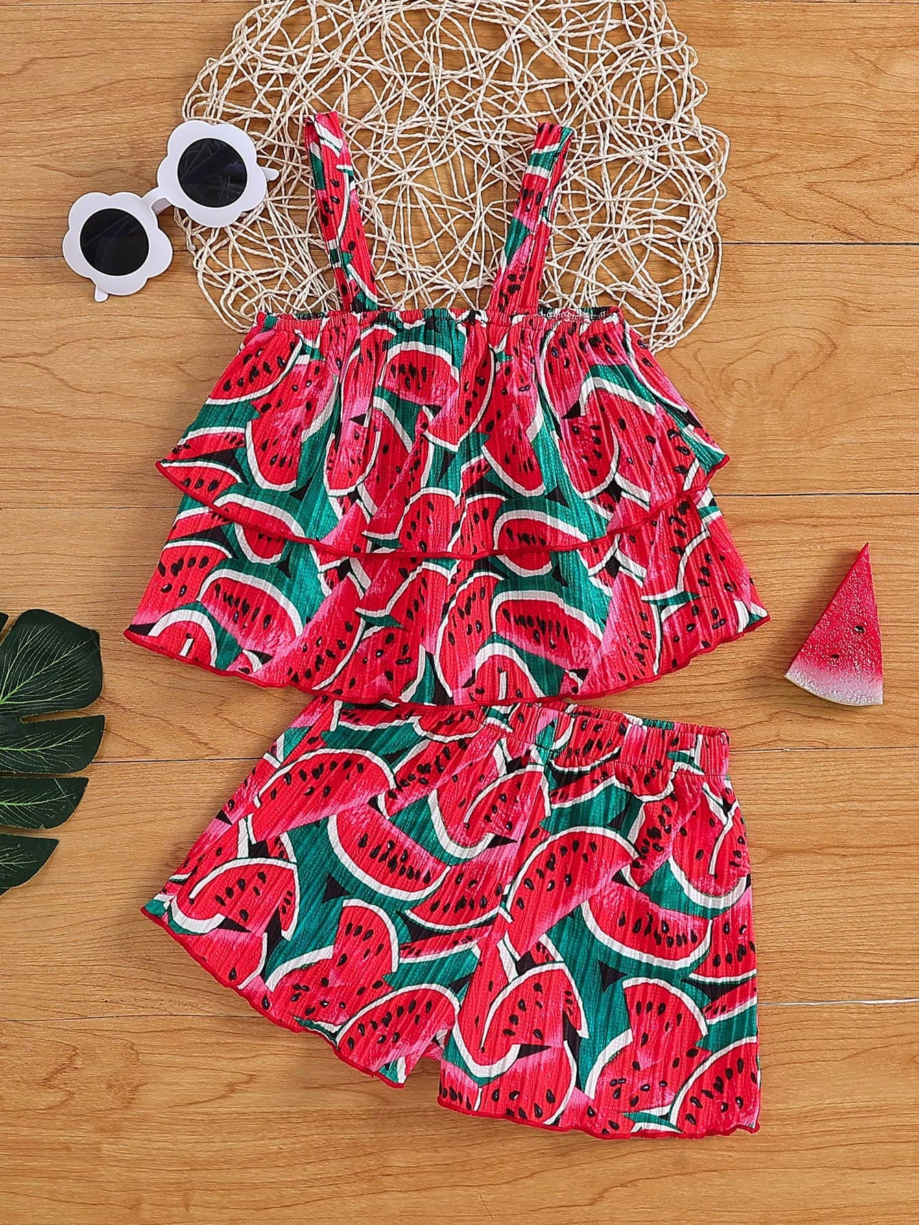 Kids Summer Watermelon Print Camisole + Shorts Set, Girls Sweet Fruit Style 2-Piece Outfit, Breathable Pleated Fabric, Off-Shoulder Camisole Design + Elastic Waist Shorts, Suitable For Beach Vacation/Daily Wear