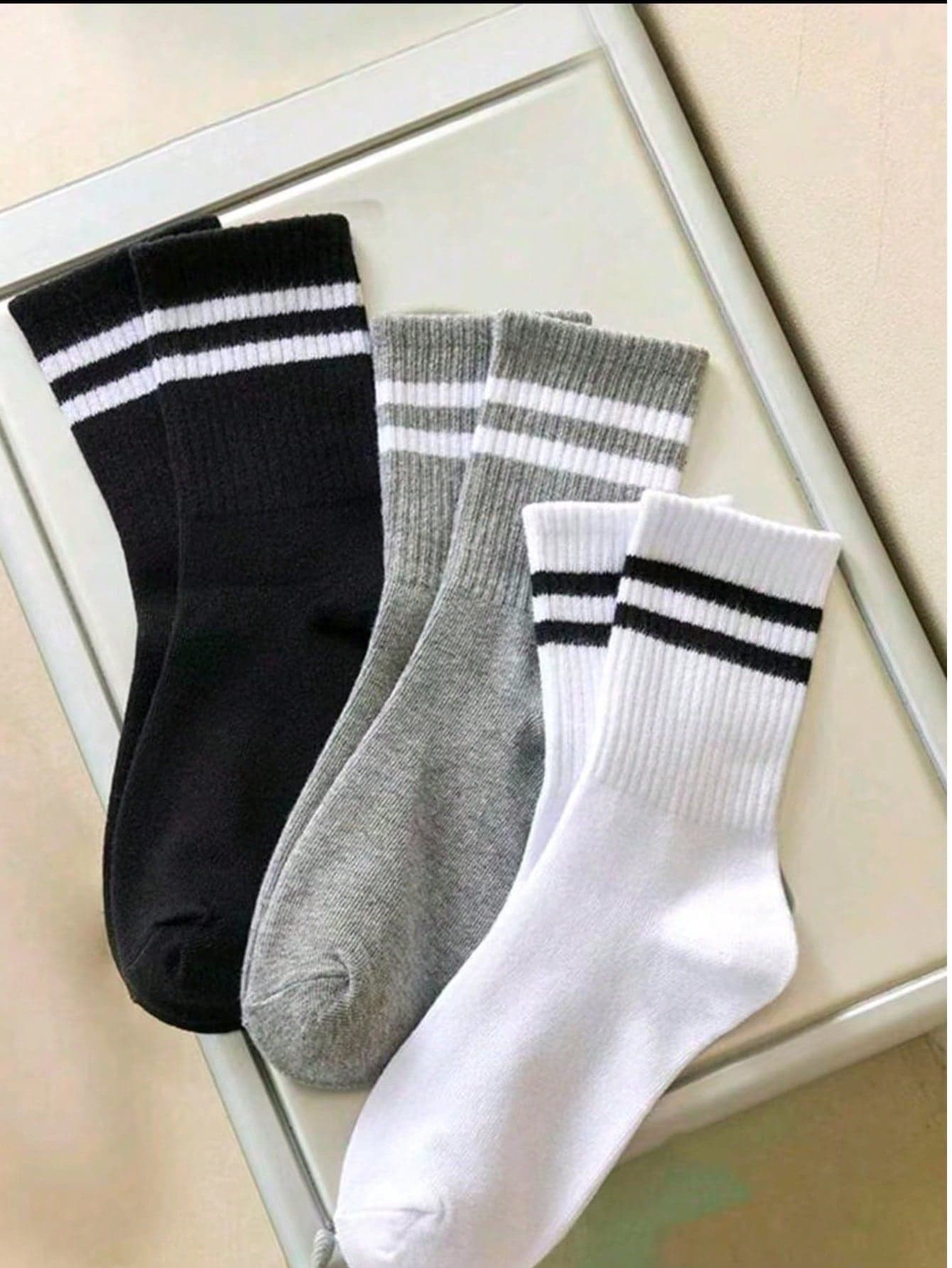 1/3/6 Pairs Unisex Striped Mid-Calf Socks, Casual Everyday Versatile Socks, Black/White/Grey Striped Print Casual Socks, Versatile Double Stripe Mid-Calf Student Socks