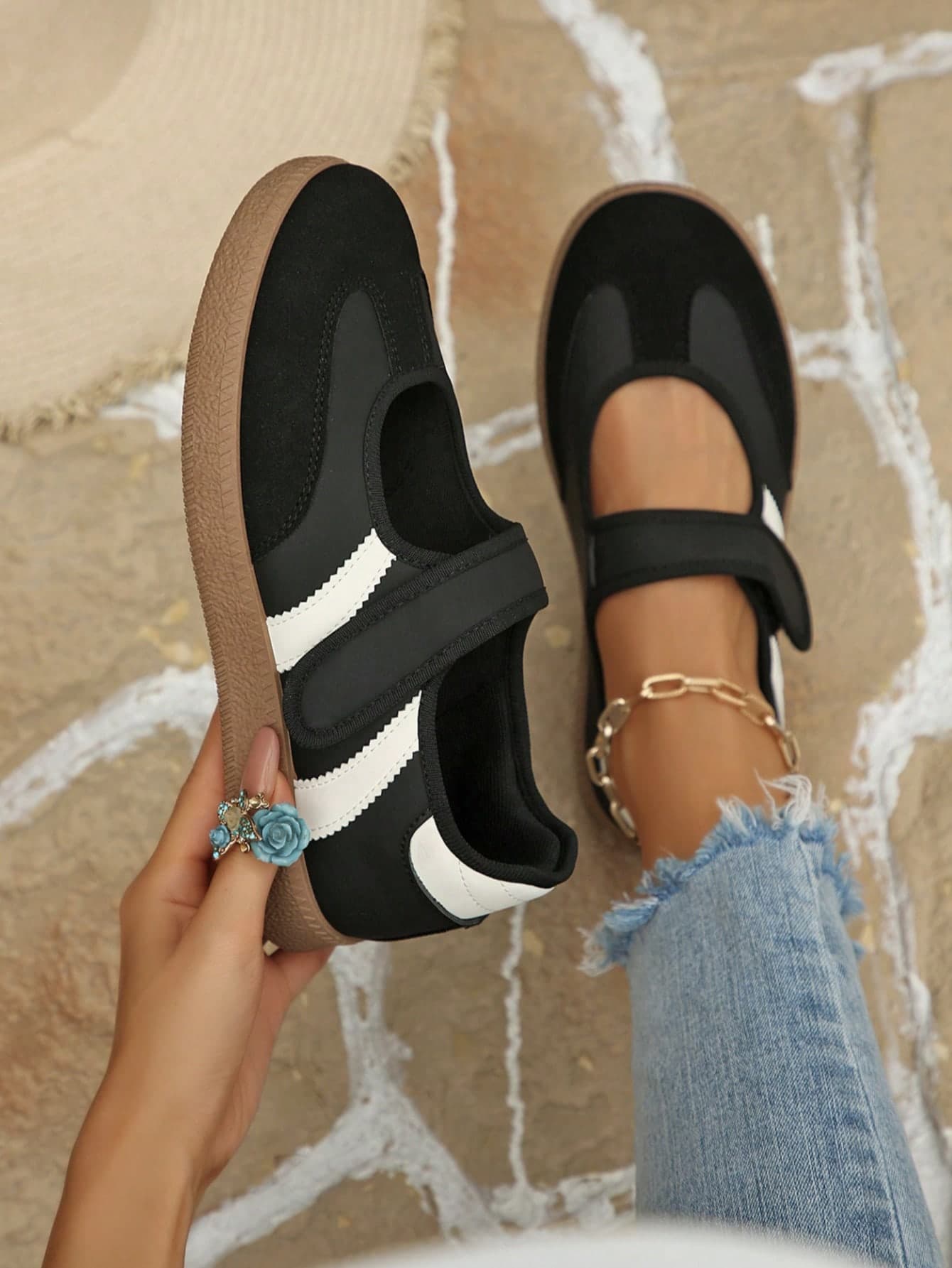 1 Pair Women's Sporty Fashion Style Low-Top Casual Comfortable Sneakers Skate Shoes Home Outdoor All-Season Versatile Casual Sports Shoes