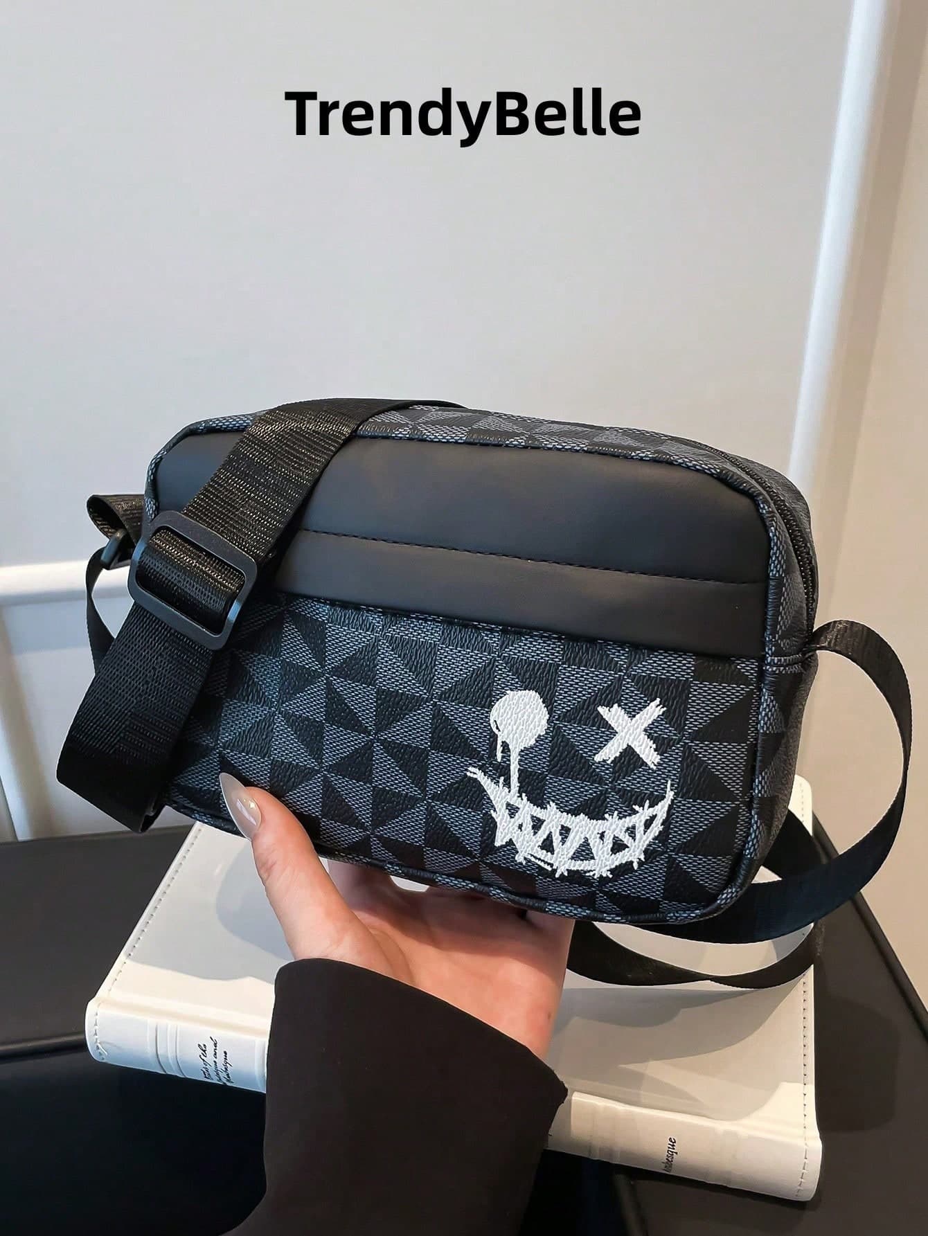 Men's Casual Shoulder Plaid Sports Crossbody Bag, Personalized Fashion Shark Mouth Small Square Bag Business