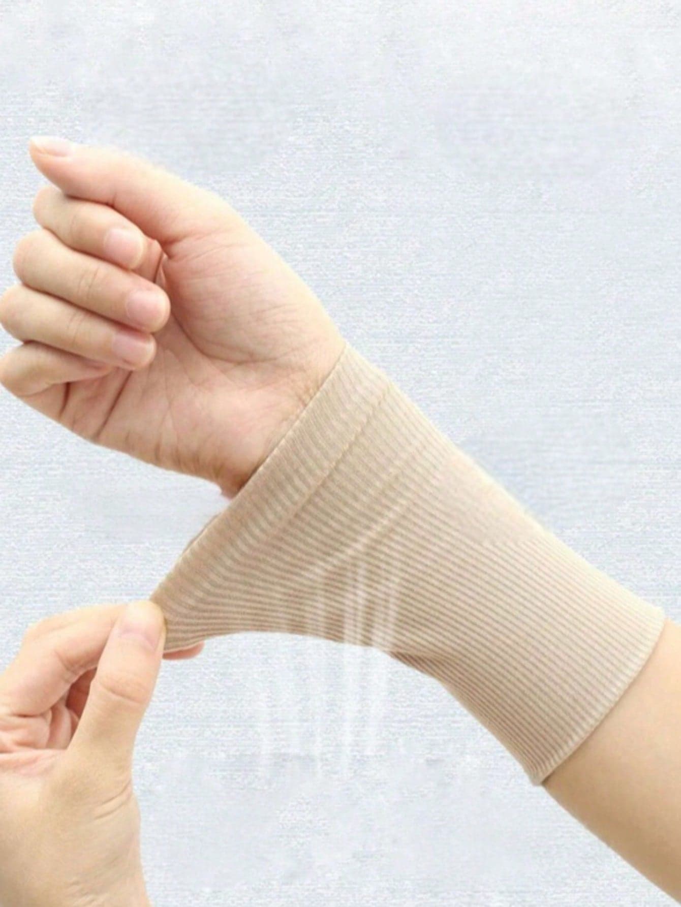 Unisex Warm Wrist Guards, Summer Breathable Sweat-Absorbing Thin Sports Wristbands, Winter Thickened Sweat-Absorbing Elastic Scar-Covering Short Wrist Arm Sleeves, 1 Pair