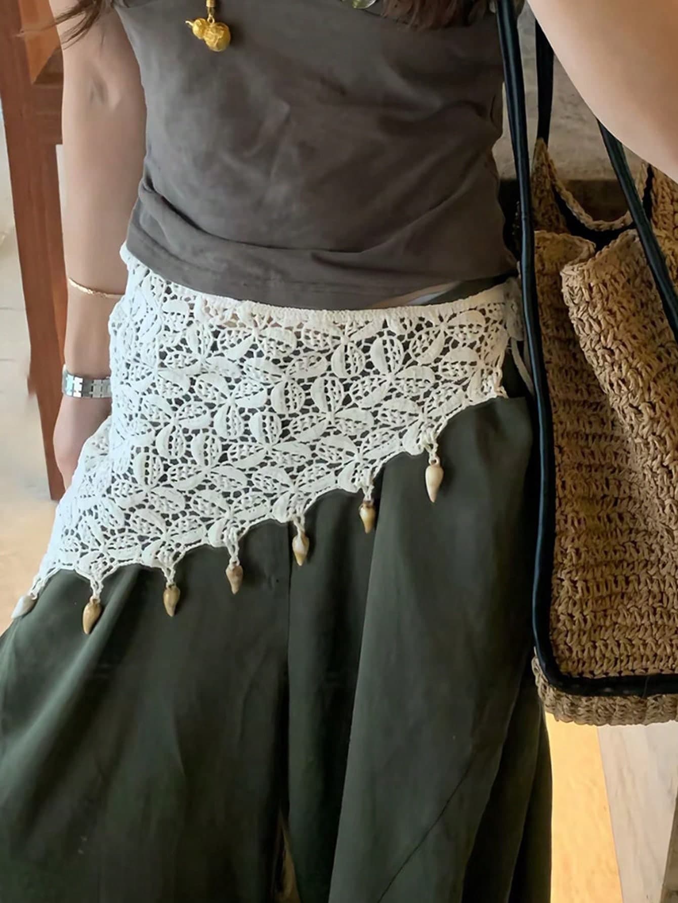 Bohemian Hollow Crochet Lace Waist Wrap, Shell Tassel Asymmetrical Hip Cover Skirt, Beach Jeans Layering Decorative Curtain
