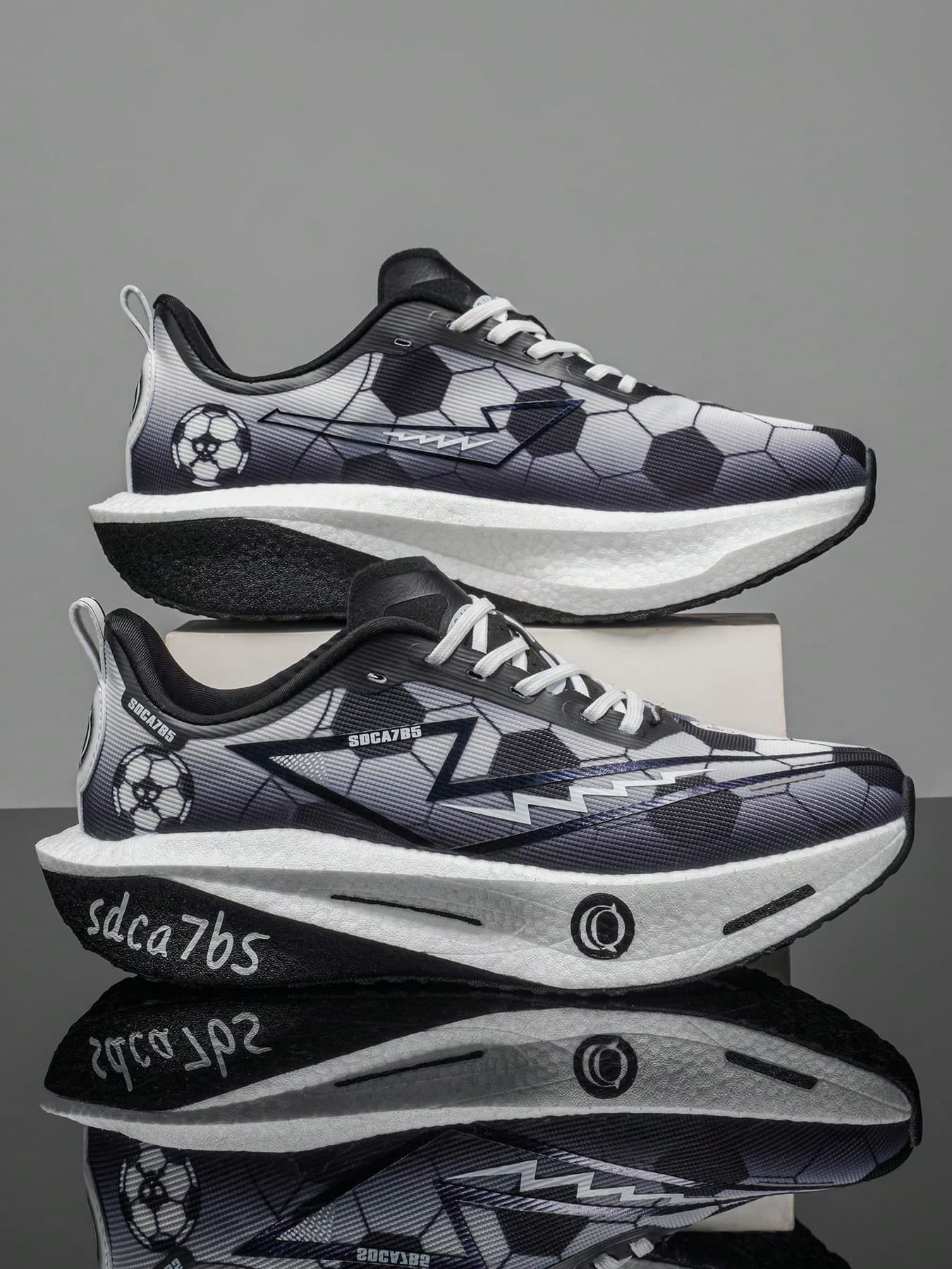 Professional Running Shoes With Carbon Plate Technology - Lightweight Cushioned Athletic Shoes, Anti-Slip TPU Outsole, Breathable White-Purple Gradient Color, Gym, Training - Men, Women, All Seasons, Fashionable Sports Design