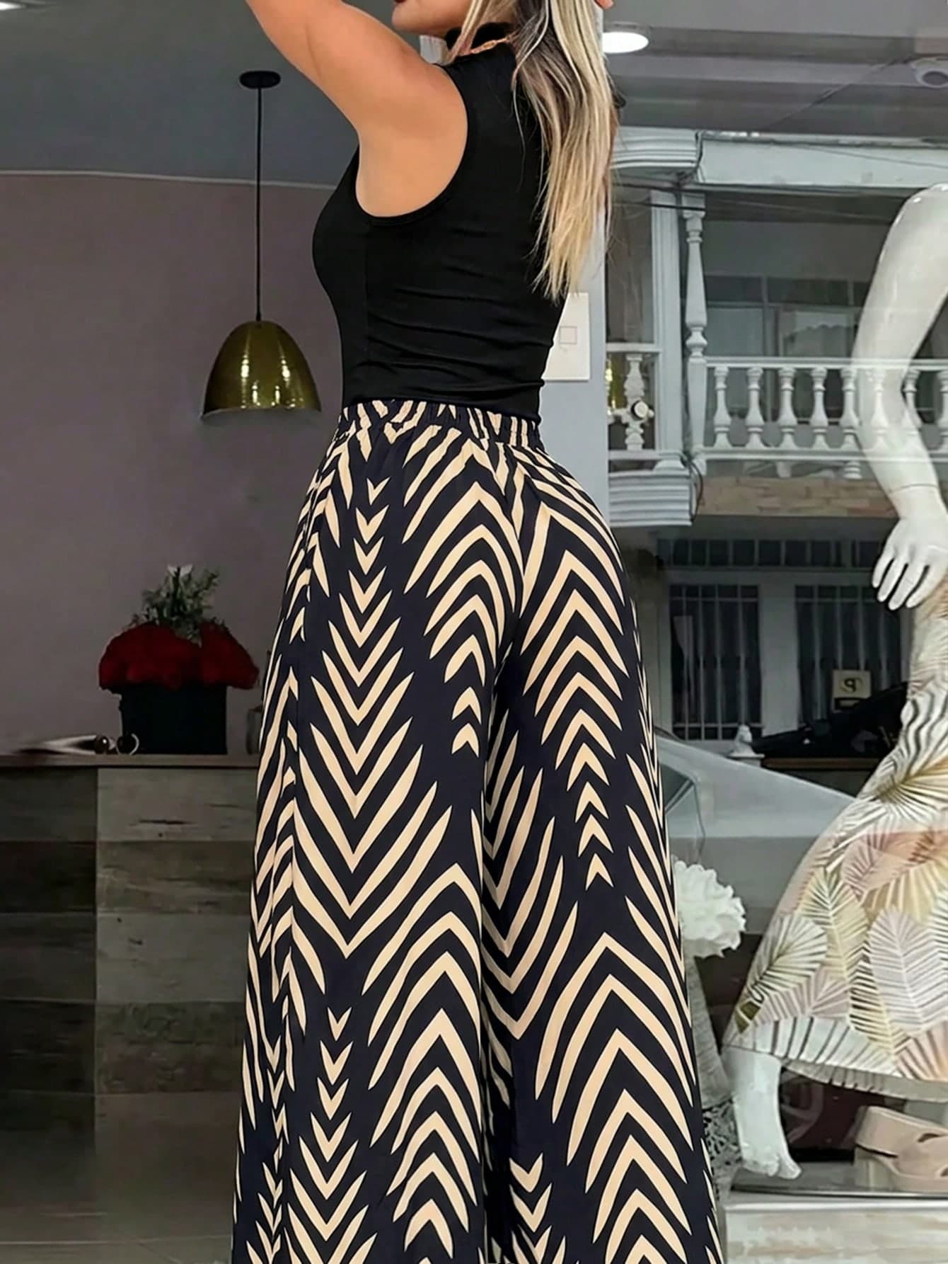 Women's Casual Vacation Style Ribbed Knit Mock Neck Top (Wavy Pattern) Paired With Wide Leg Woven Pants, 2 Pieces Set Summer Elegant