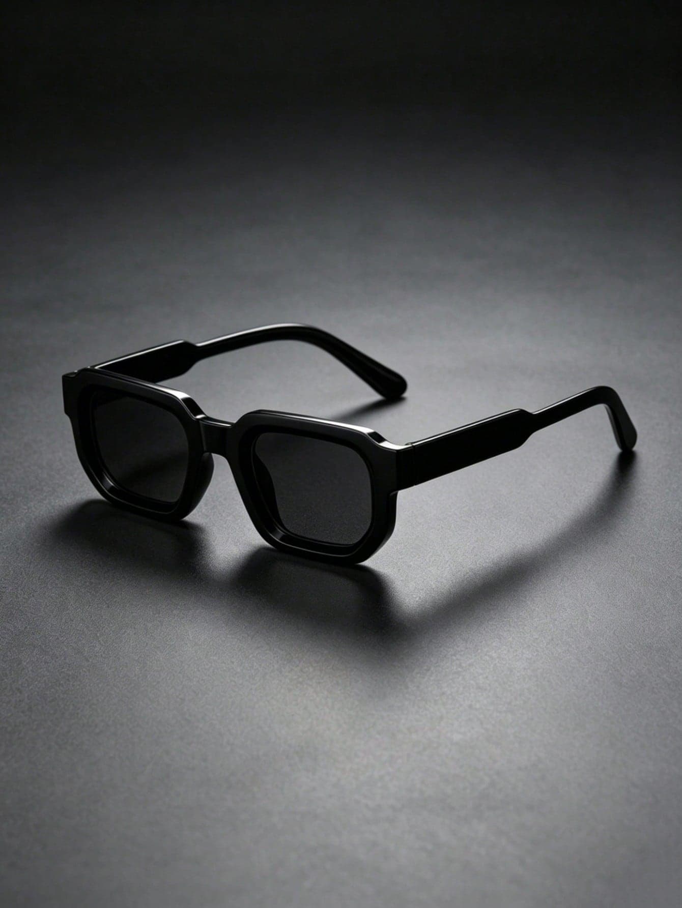 1PC Black Square Small Frame Fashion Glasses, Minimalist Solid Color Casual Versatile Street Style Fashion Glasses For Men, Street Style Hot Girl Decorative Glasses, Perfect For Daily Wear, Photography, Shopping, Cycling, Travel, Beach, Driving, Street, Party, Vacation, Birthday, Holiday Gift