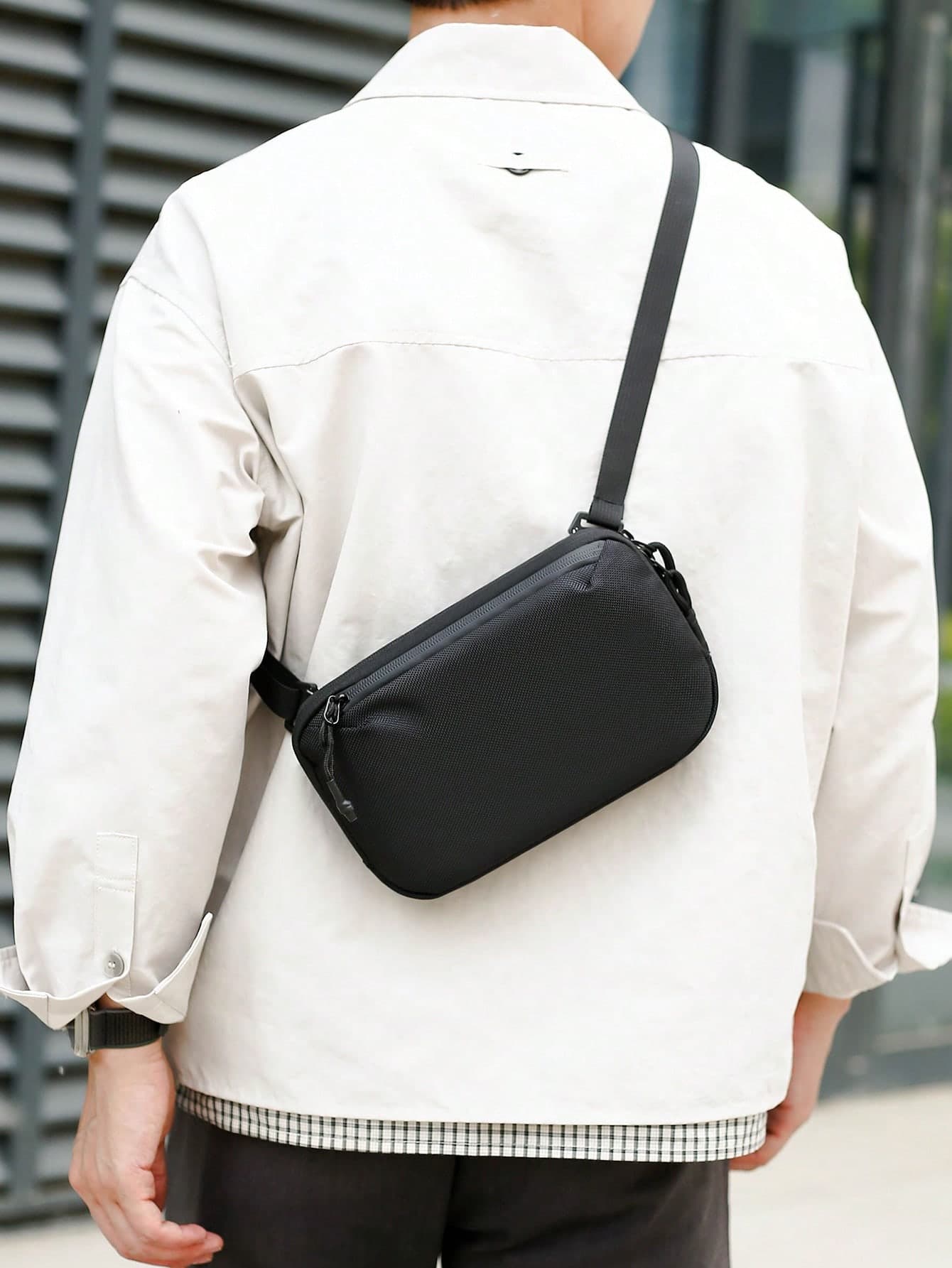 Men's Crossbody Bag Shoulder Bag Small Square Bag Zipper Closure Adjustable Strap Solid Color Business PU Waterproof Wallet Unisex Minimalist Casual Business Storage Bag Suitable For Business Travel Toiletry Storage Tool Bag Large Capacity Easy To Carry Black Clutch Bag Handbag Office Supplies Vintage Men's Gift Peach Tree