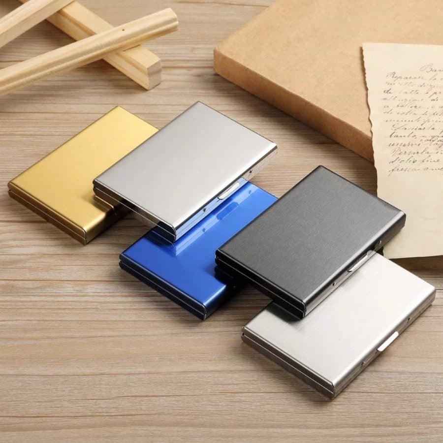 1pc Premium Metal Card Holder, Stainless Steel Ultra-Thin Anti-Demagnetization Compact Card Box, Anti-Theft Bank Card Sleeve Card Holder For Men And Women