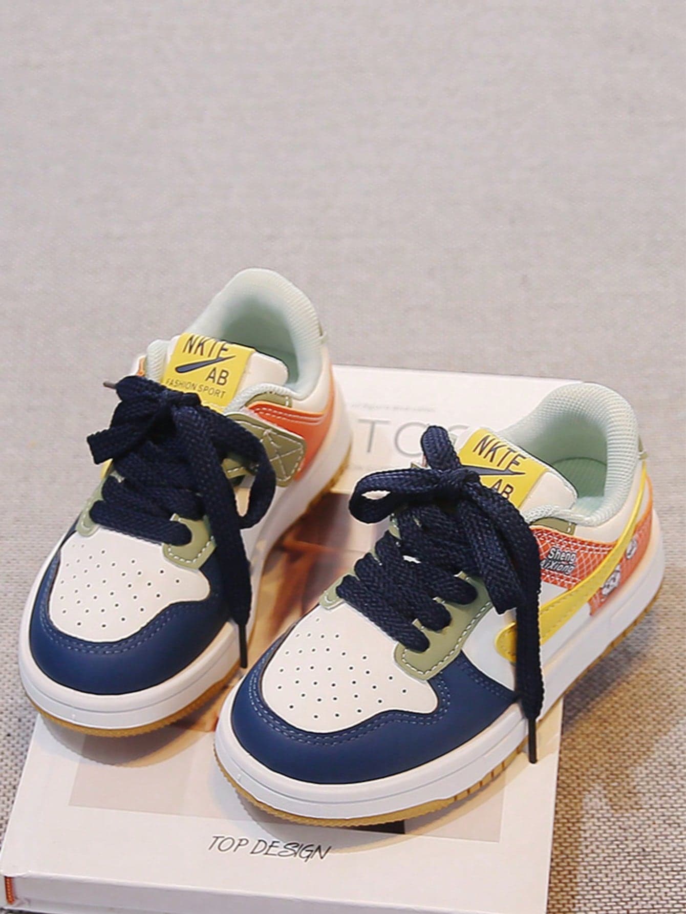 Children's Fashion Skate Shoes New Style Boys' Sports Shoes Girls' Casual Shoes Big Kids' Student Sports Shoes