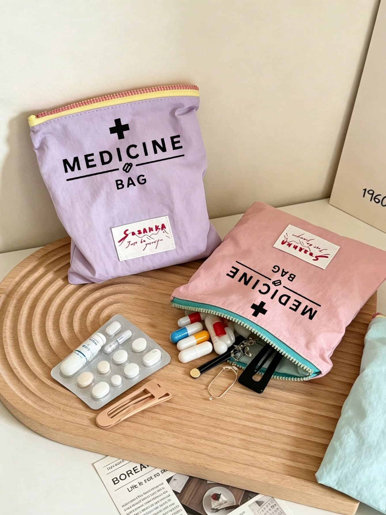 "Medicine" Pattern Printed Portable Pill Bag, Pill Box, First Aid Kit, Makeup Bag, Coin Purse, Suitable For Daily Use/Outdoor/Travel, Convenient Medicine Storage, Can Organize Medicine, Cosmetics, Phone And Other Small Items, Travel Essential, Teacher's Day Gift, Personalized Gift Bag, Small Gift Exchange, Room Decor, Dorm First Aid Kit, Holiday, Back To School, School Season, Commute, Home Essential