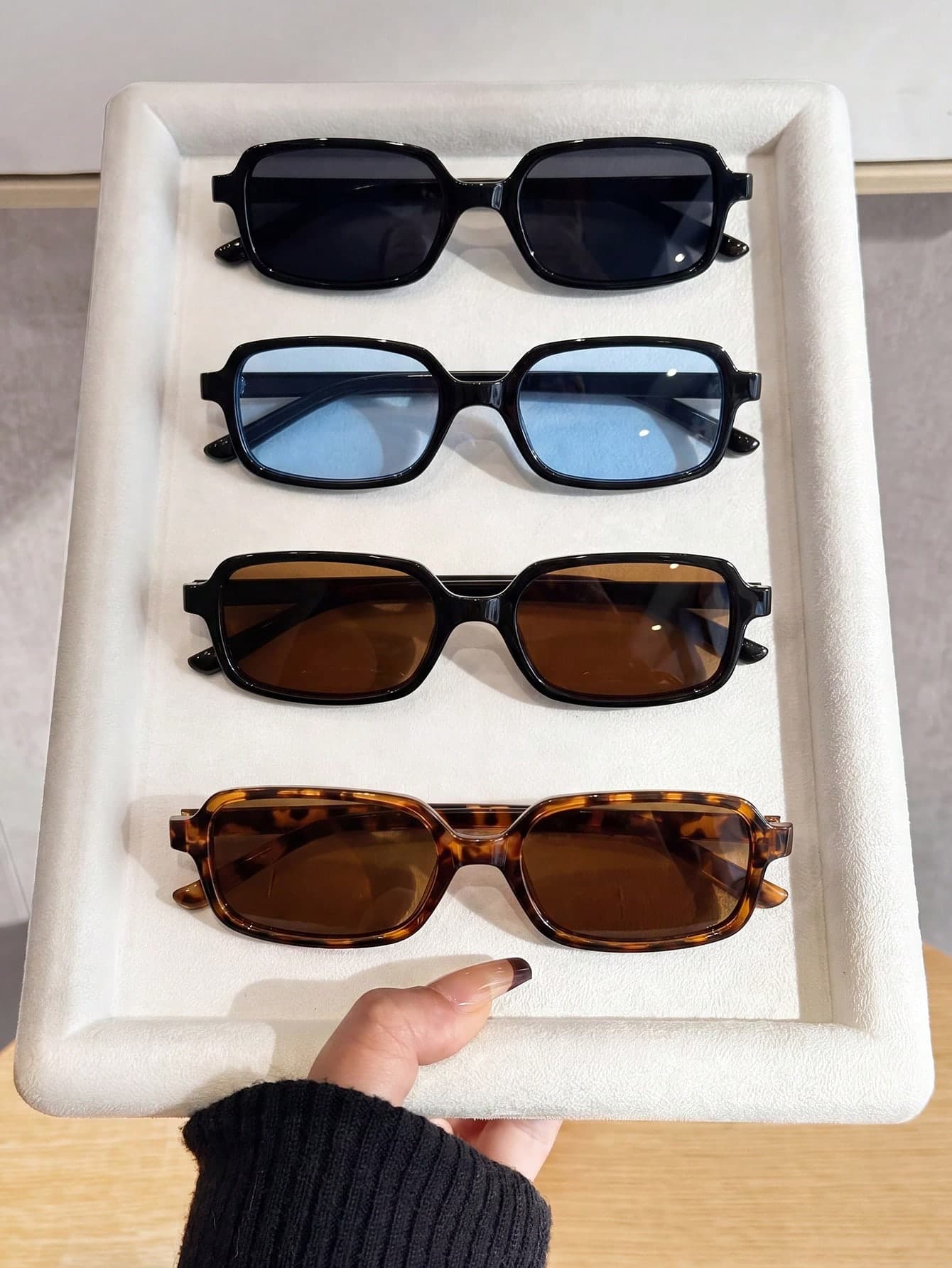 4 Pairs Women's And Men's Rectangular Retro Sunglasses, Suitable For Daily Commute, Outdoor Sports, Gatherings, Parties, Fishing, Travel, Sports, Driving, Holiday Outfits, Summer Accessories, Beach, Electronic Music Festivals, Outings, Vacations, Vacation Vibes, Family Trips
