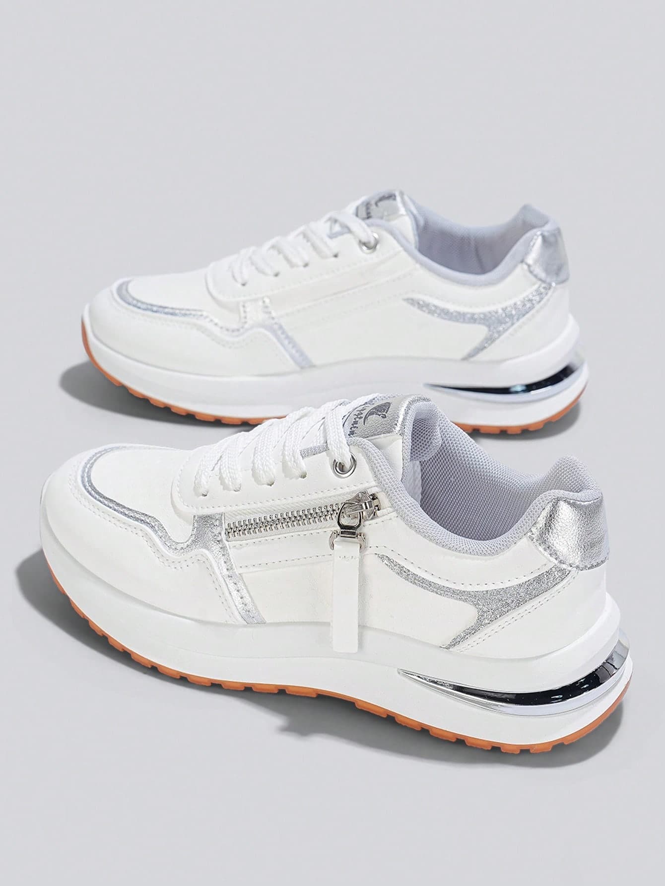 Flipark (Suggested To Choose One Size Larger) 1 Pair Women's Sporty Cushioning Support Walking Shoes, White & Silver Contrast Zipper Decor PU Leather Flexible & Durable Low-Top Casual Everyday Walking Shoes