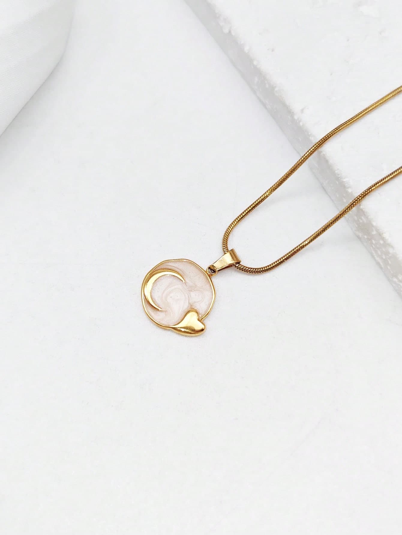 1pc French Style Colorful Oil Drop Sun Moon Heart Pendant Necklace, 18K Gold Stainless Steel Material, Premium Women's Necklace, Suitable For Daily Wear/Versatile For Various Outfits/Holiday Gift
