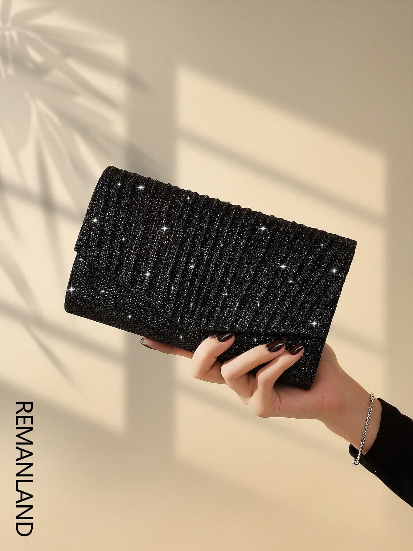 REMANLAND 1pc Shiny Elegant Pleated Women's New Handbag, Fashionable Glamorous Women's Evening Clutch, Envelope-Style Small Square Bag With Hidden Card Slot Compartment, Detachable Metal Chain Shoulder Bag, Suitable For Party Girls, Brides, Perfect Gift For Holidays