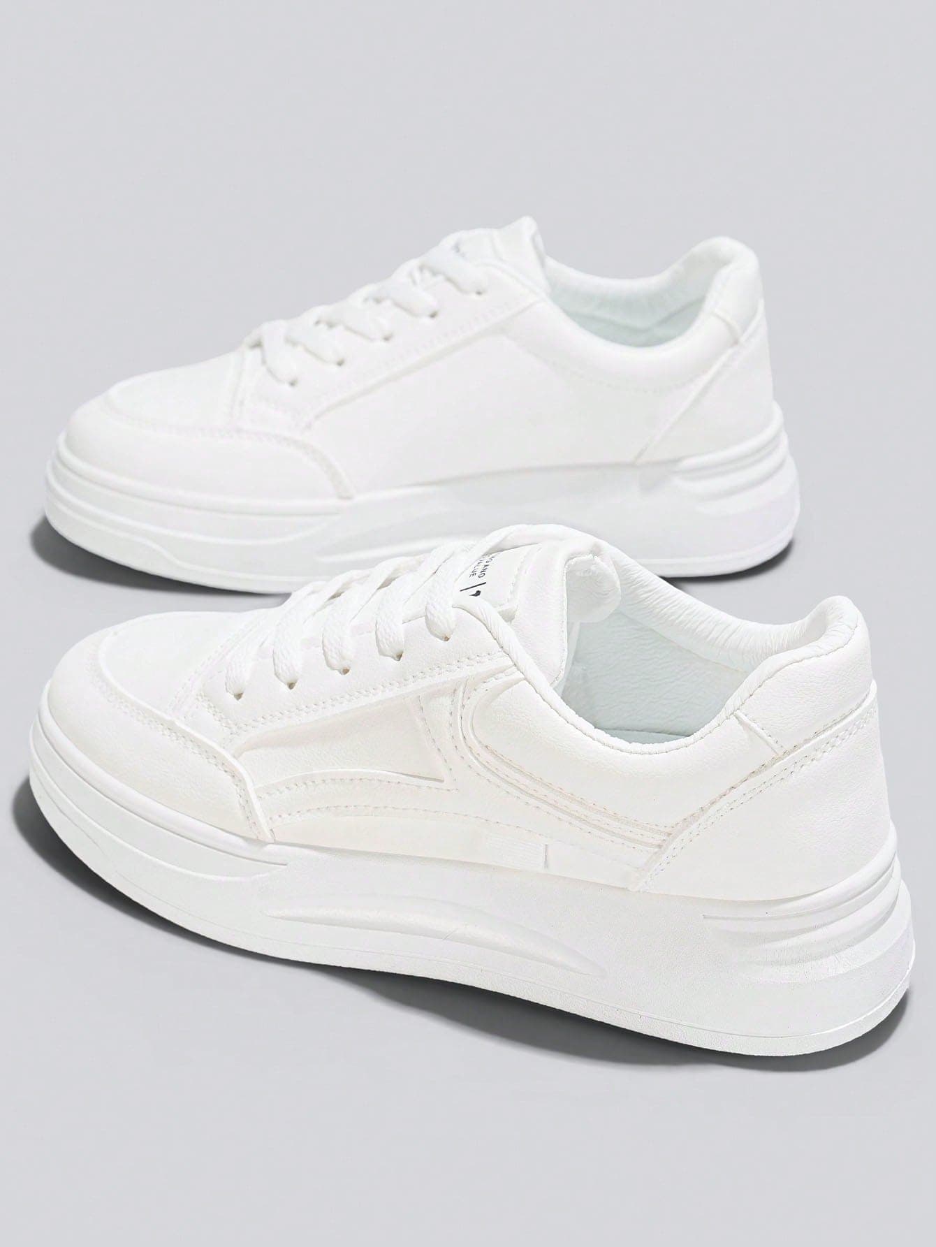 Flipark 1 Pair Casual Sporty White Sneakers, Versatile And Lightweight, Suitable For Students Going Out.