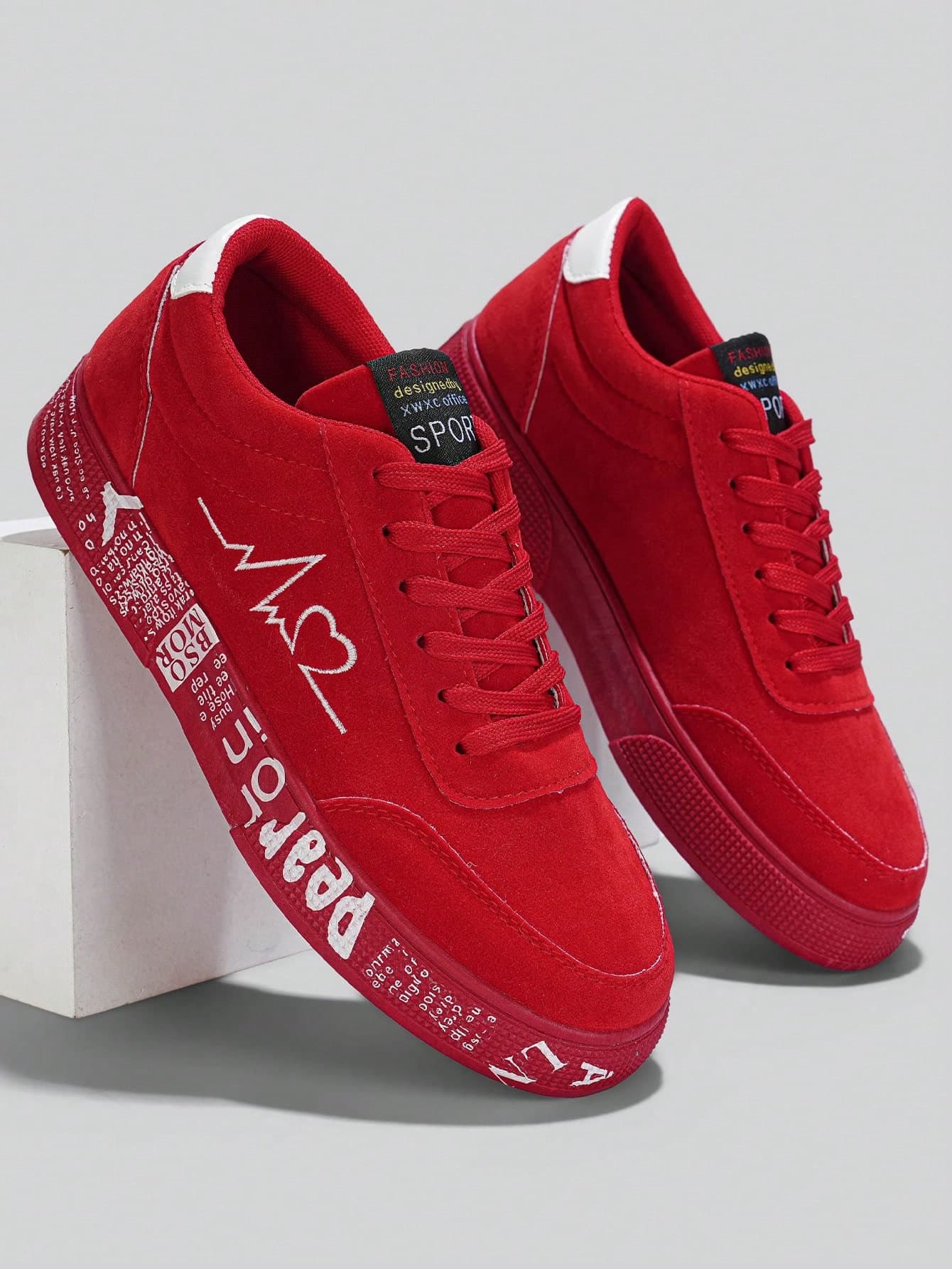 Flipark 1 Pair Street Style Breathable Men's Skate Shoes, Lace-Up ECG Heart & Text Print Suede Lightweight Low-Top Street Casual Sneakers