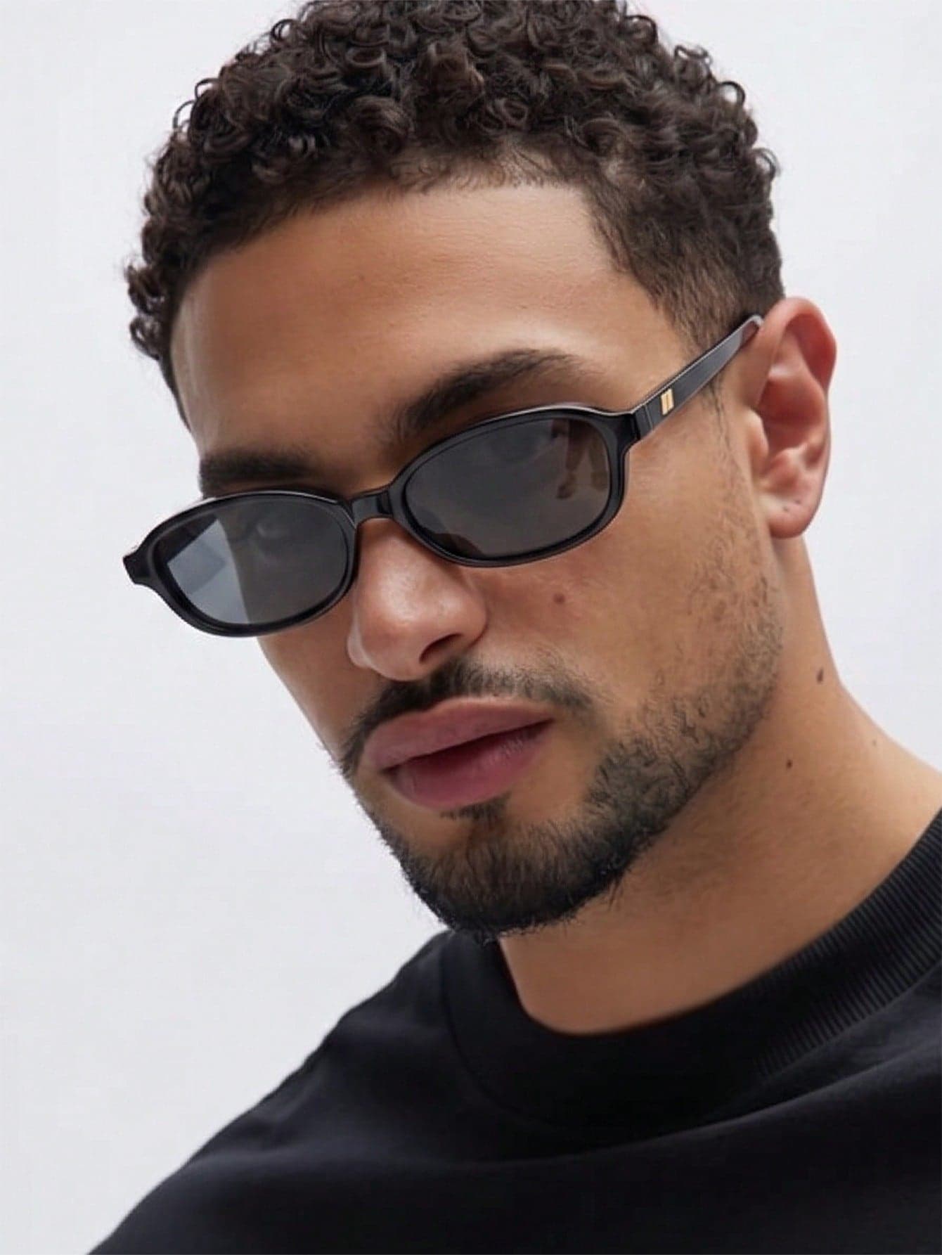 1 Pair Men's Black Oval Minimalist Small Frame Retro Fashion Glasses For Street Style, Travel And Vacation