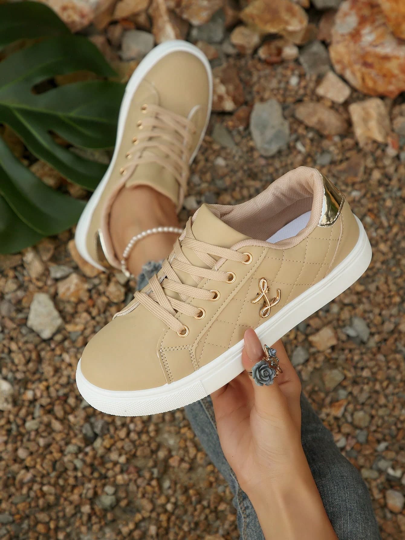 Women's New Spring/Autumn Black Flat Round Toe Lace-Up PU Synthetic Leather Upper Lightweight Versatile Casual Sports Sneakers Board Shoes Student Shoes, Multiple Colors Available