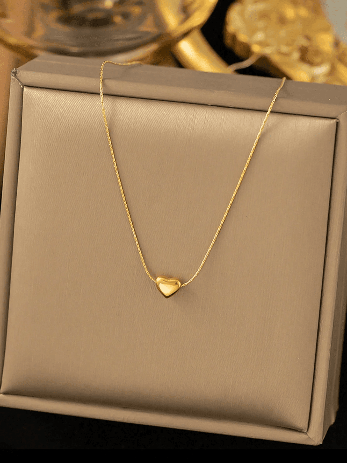 1PC Delicate And Elegant Heart-Shaped Pendant Design Necklace Is Suitable For Women To Wear At Parties Or As A Gift For Mothers