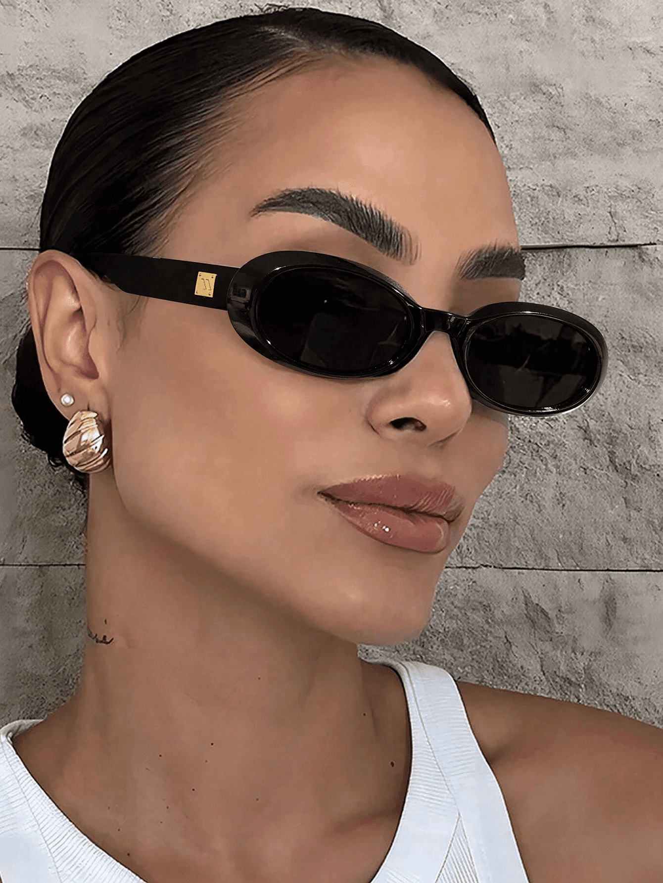 1pc New Small Frame Oval Fashion Glasses, Retro Street Style Versatile Personalized Glasses For Women For Summer Beach Vacation, Outdoor, Travel