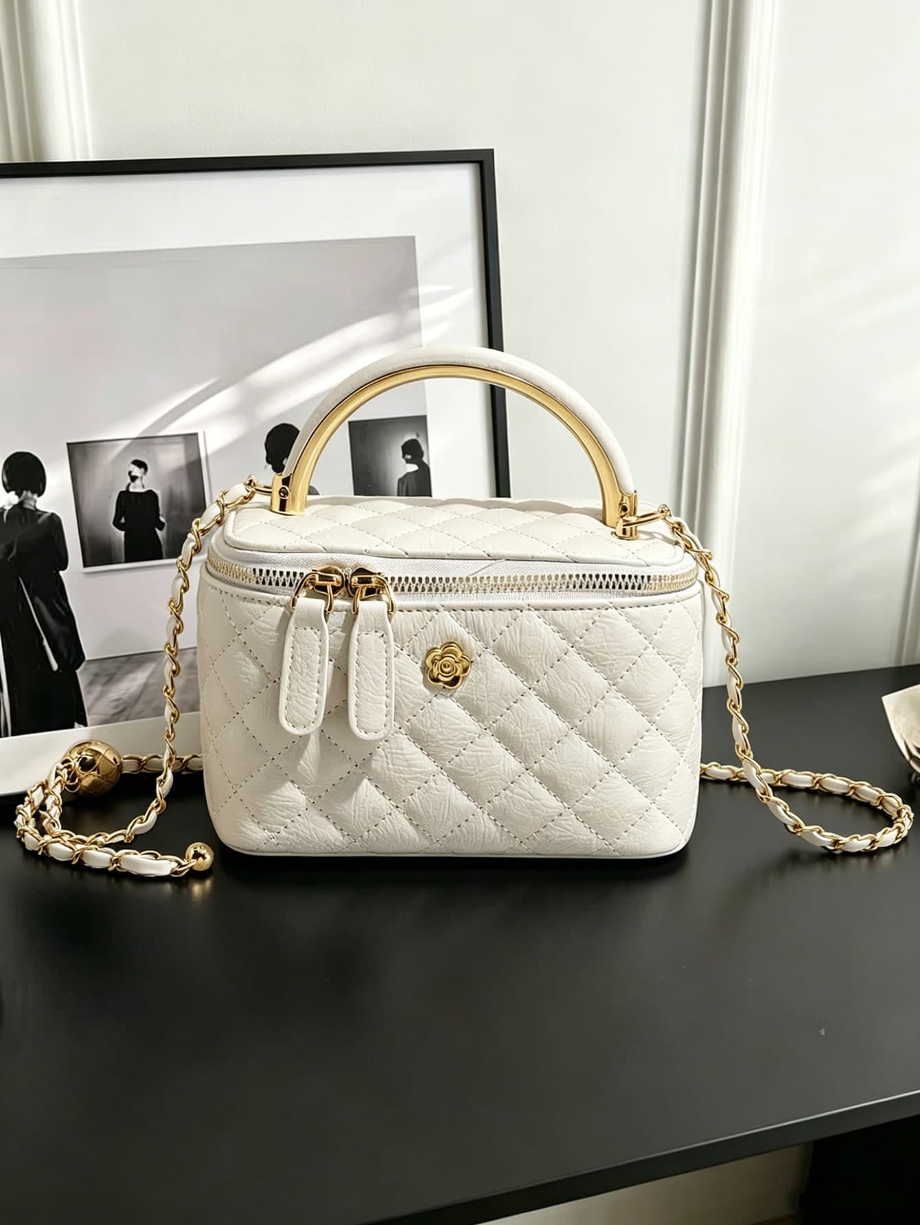 1pc Black Casual Multifunctional Handbag, Fashionable Embroidered Plaid Fabric, Suitable For Office, Holding Phone, Cosmetics, Coins, Shopping, Wallet, Etc., Suitable For Young Women, College Students, Newlyweds, White-Collar Workers. Very Suitable For Office, School, Work, Outdoor Activities, Travel And Other Occasions, Fashionable Ladies Handbag