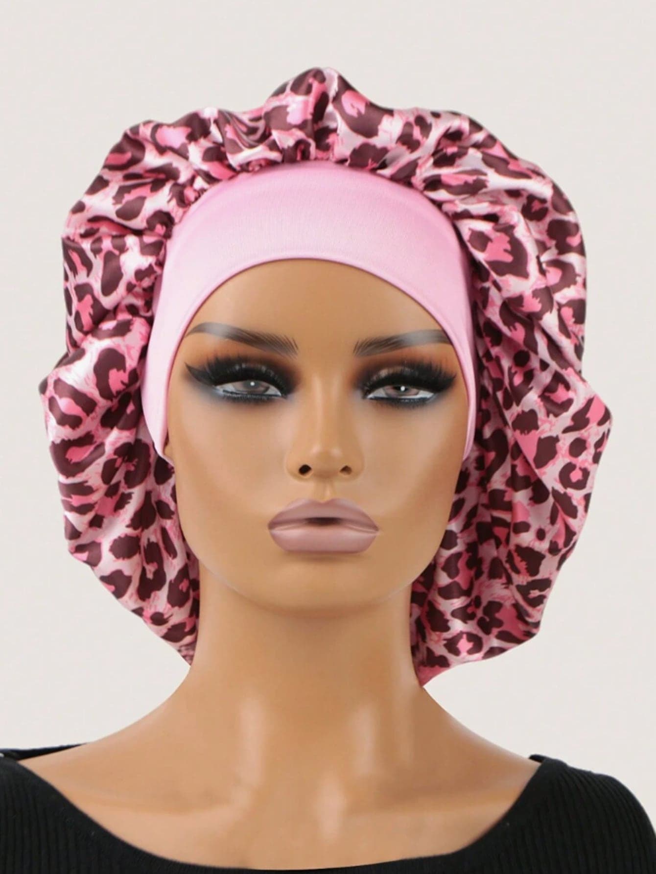 1pc Pink Leopard Print Wide Brim Satin Sleep Cap, Made Of Smooth Satin And Cotton Fabric, Pink Leopard Print Contrast Style Sweet And Bold, Anti-Static And Breathable, Suitable For Sleep, SPA And Travel, Pink Leopard Print Style Available